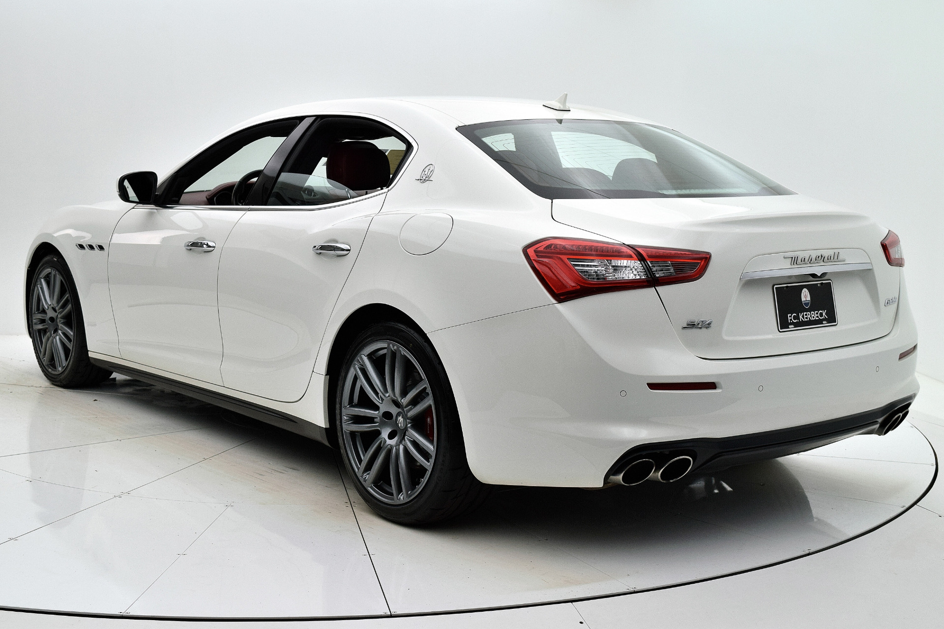 Used 2018 Maserati Ghibli SQ4 | St. Petersburg, FL