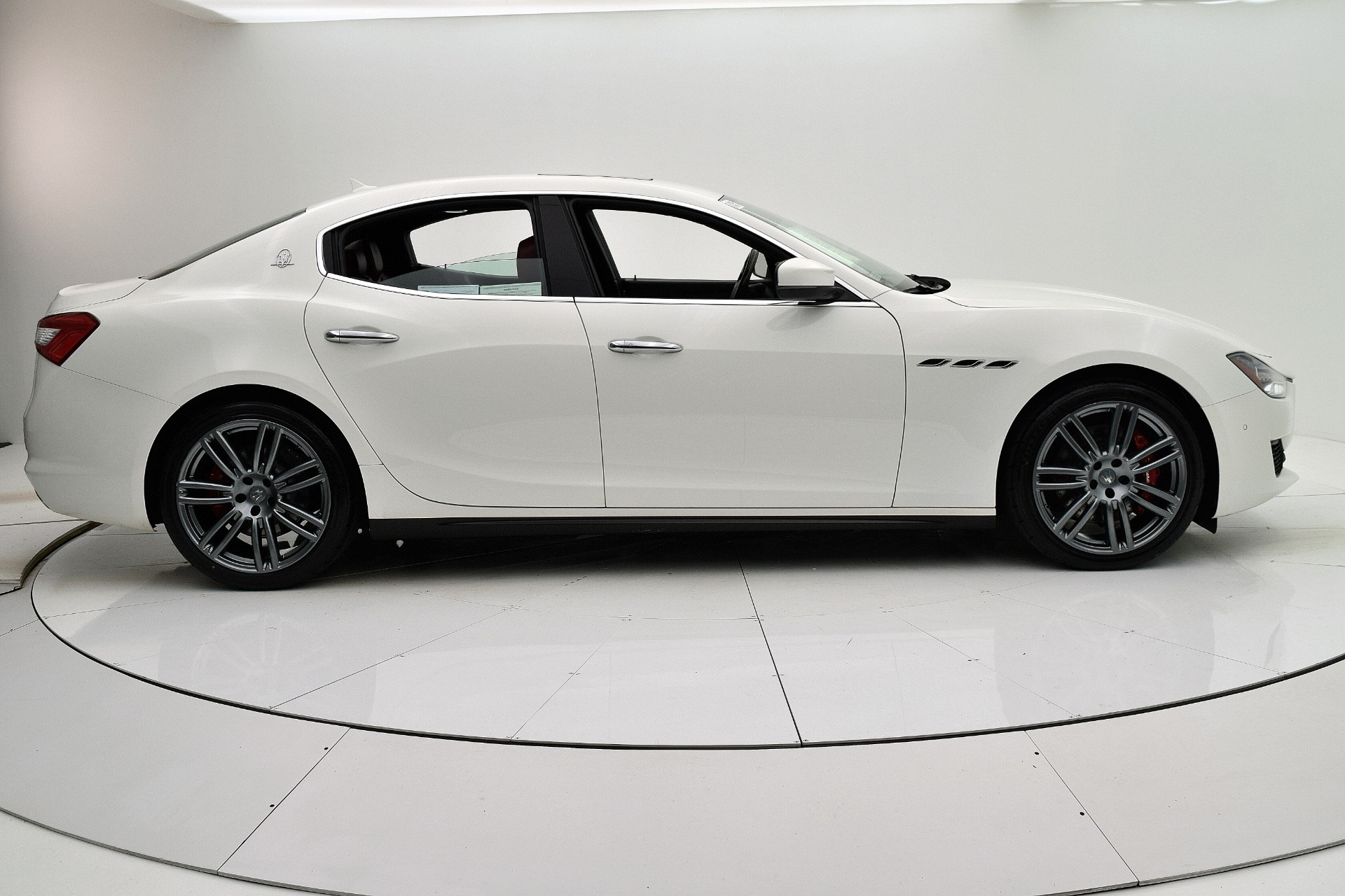 Used 2018 Maserati Ghibli SQ4 | St. Petersburg, FL