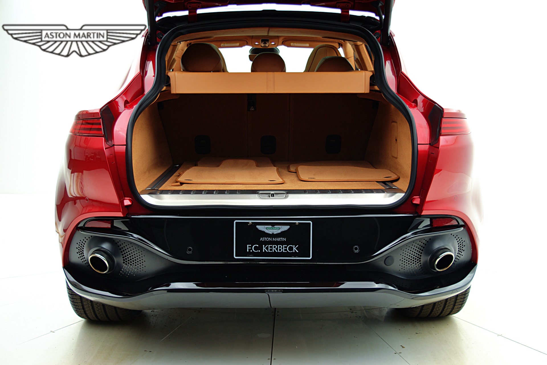 Used 2021 Aston Martin DBX | St. Petersburg, FL
