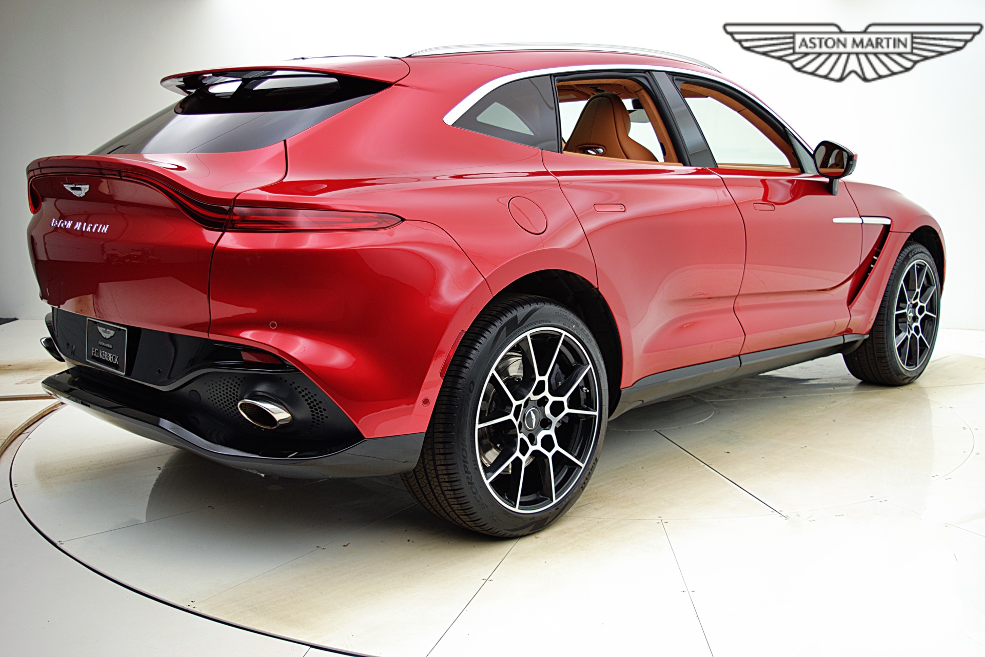 Used 2021 Aston Martin DBX | St. Petersburg, FL