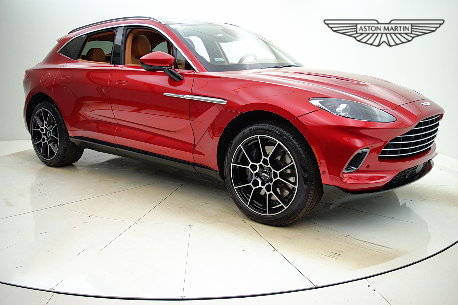 Used 2021 Aston Martin DBX | St. Petersburg, FL