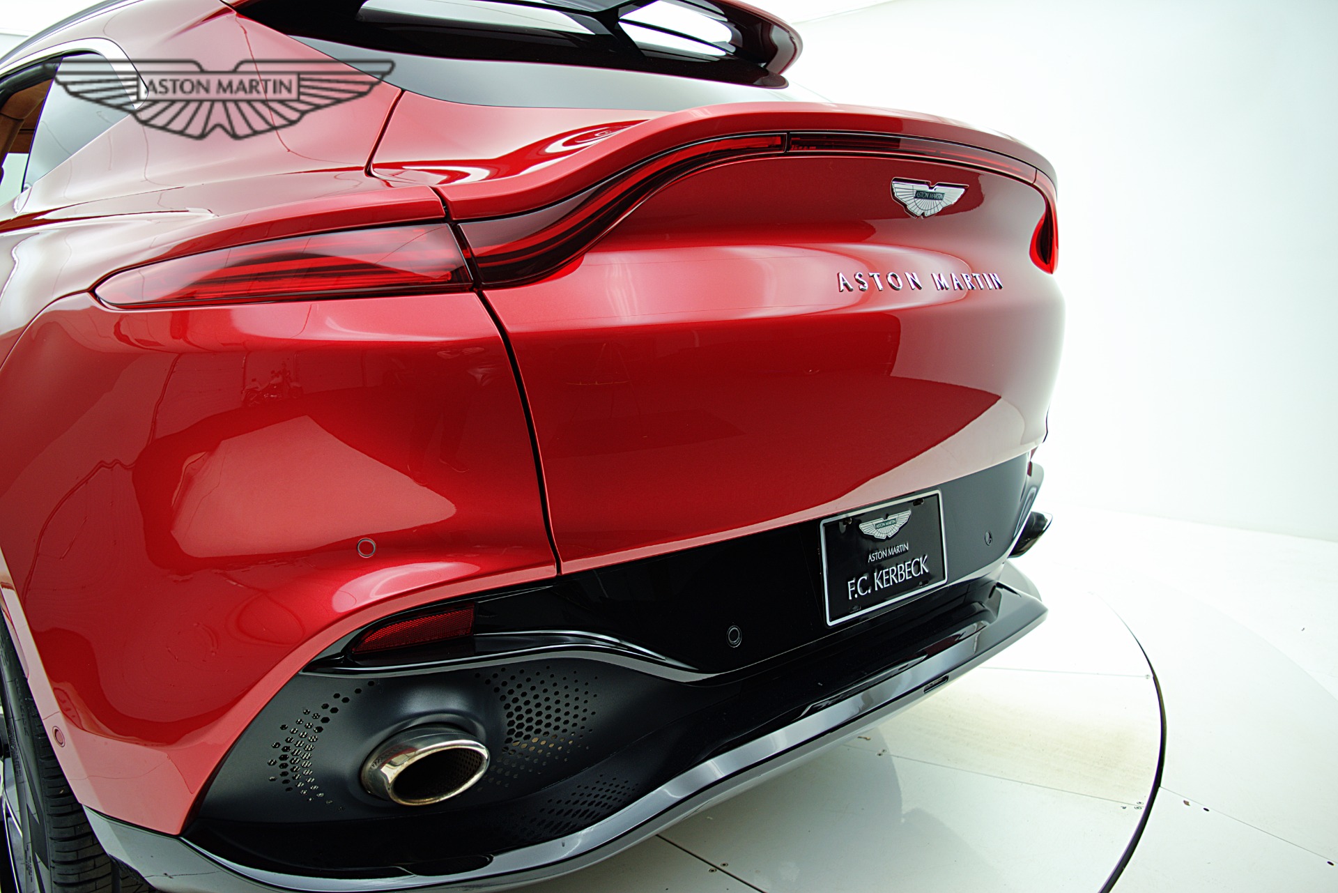 Used 2021 Aston Martin DBX | St. Petersburg, FL