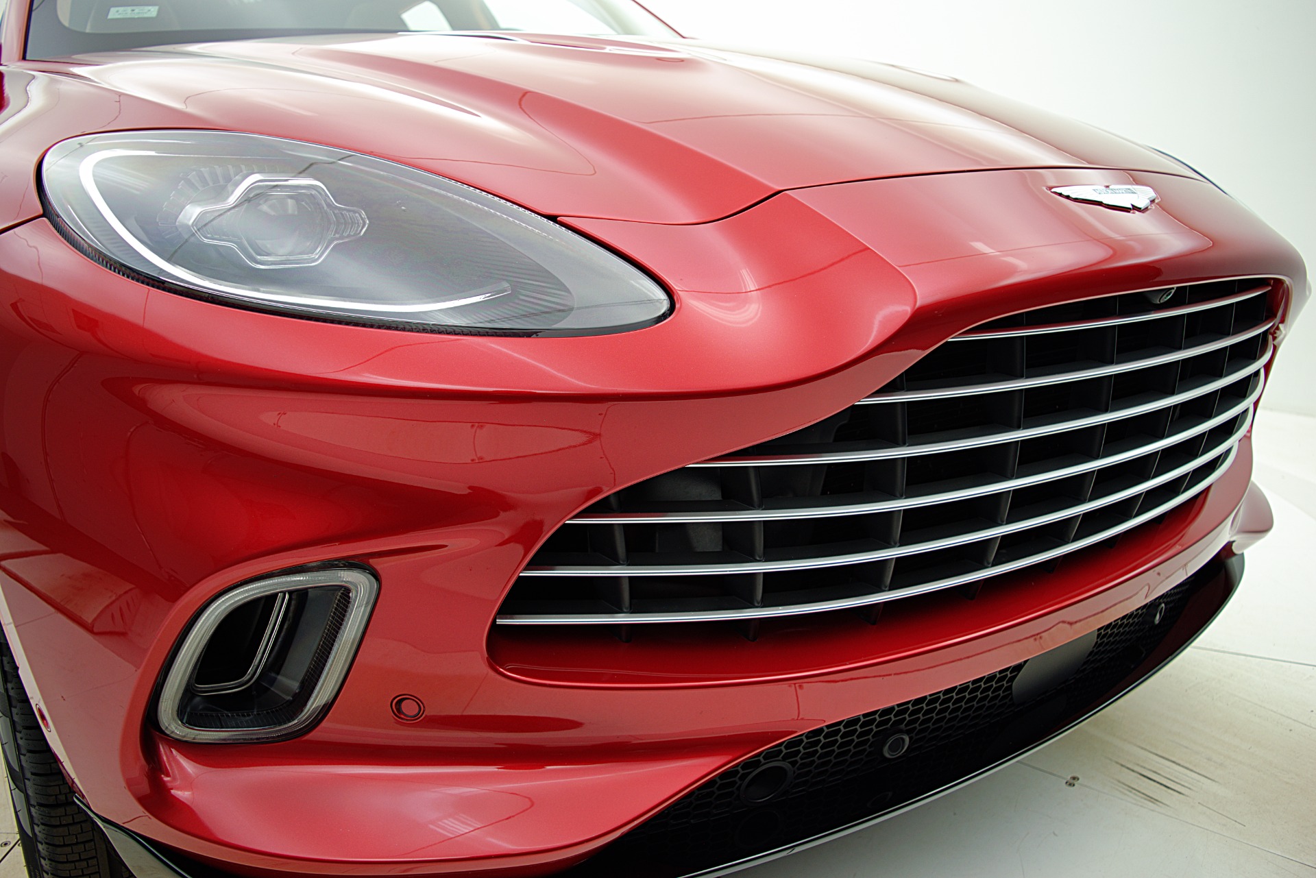 Used 2021 Aston Martin DBX | St. Petersburg, FL