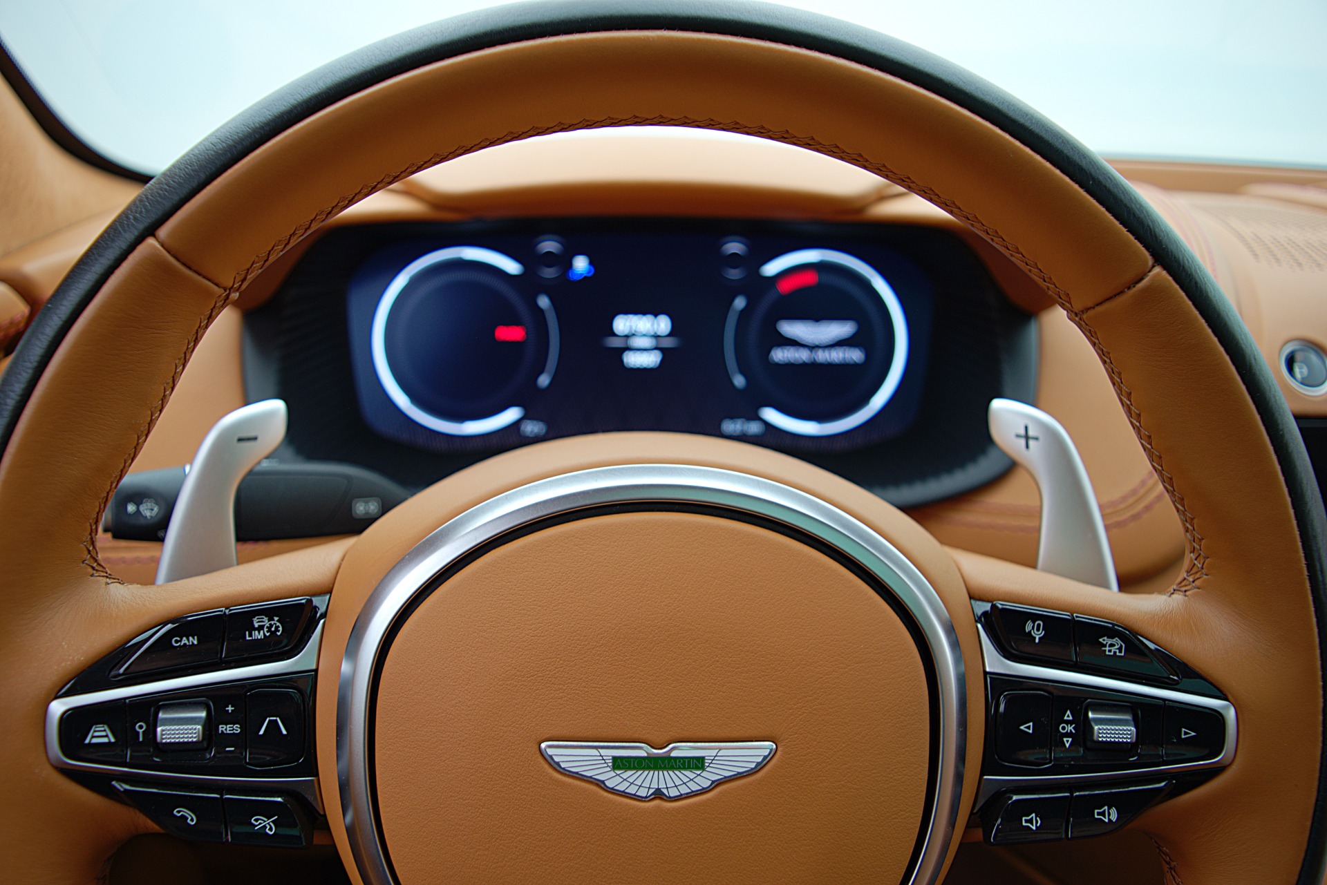 Used 2021 Aston Martin DBX | St. Petersburg, FL