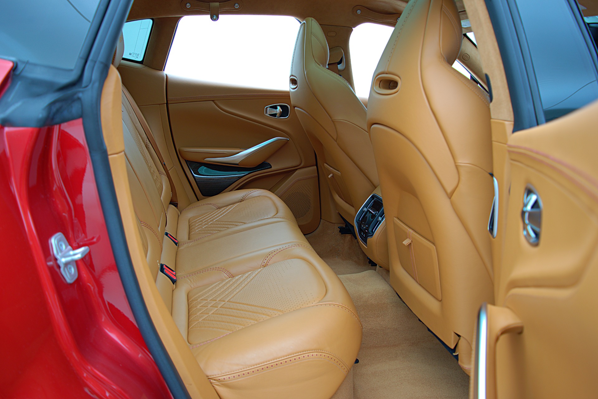 Used 2021 Aston Martin DBX | St. Petersburg, FL
