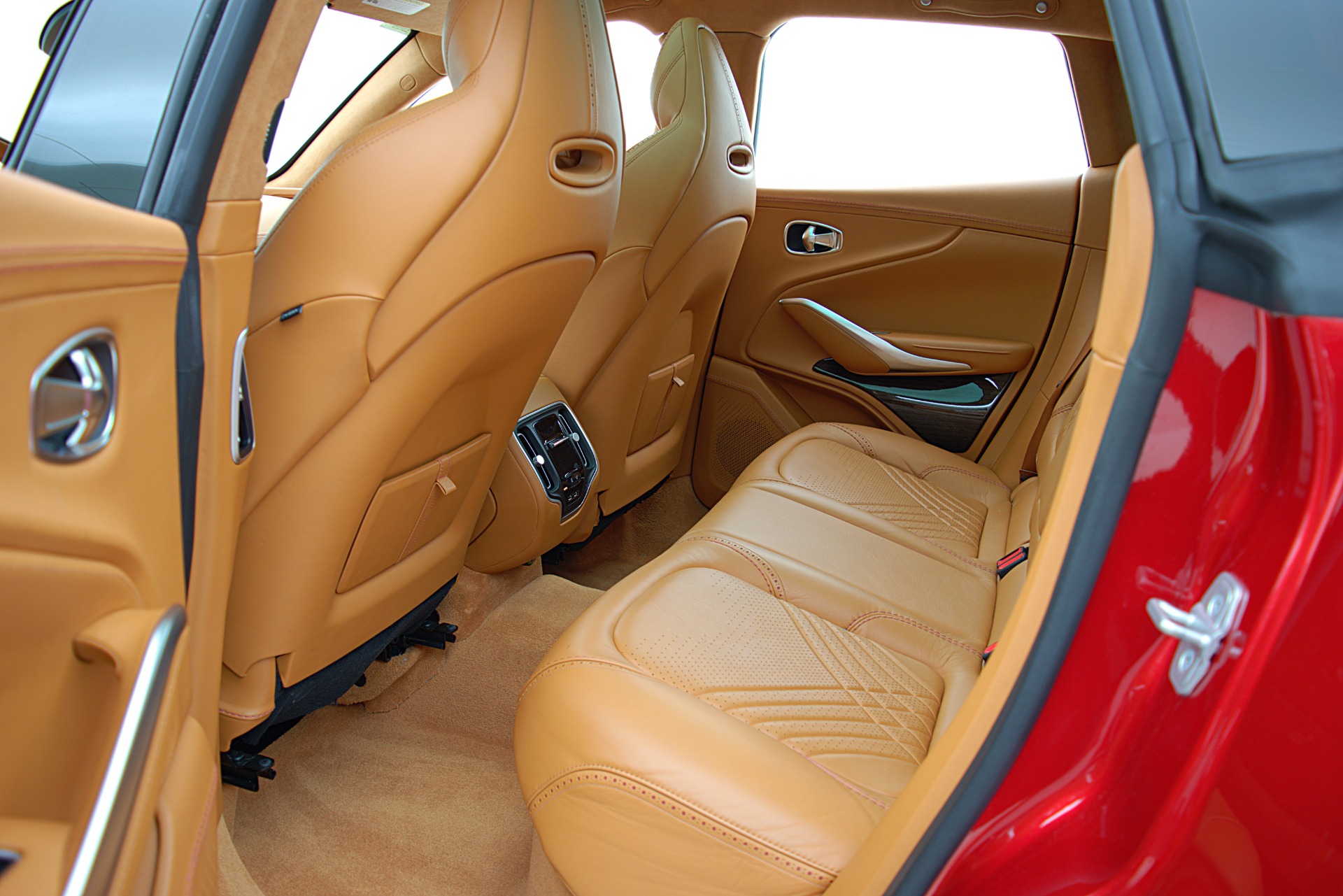 Used 2021 Aston Martin DBX | St. Petersburg, FL