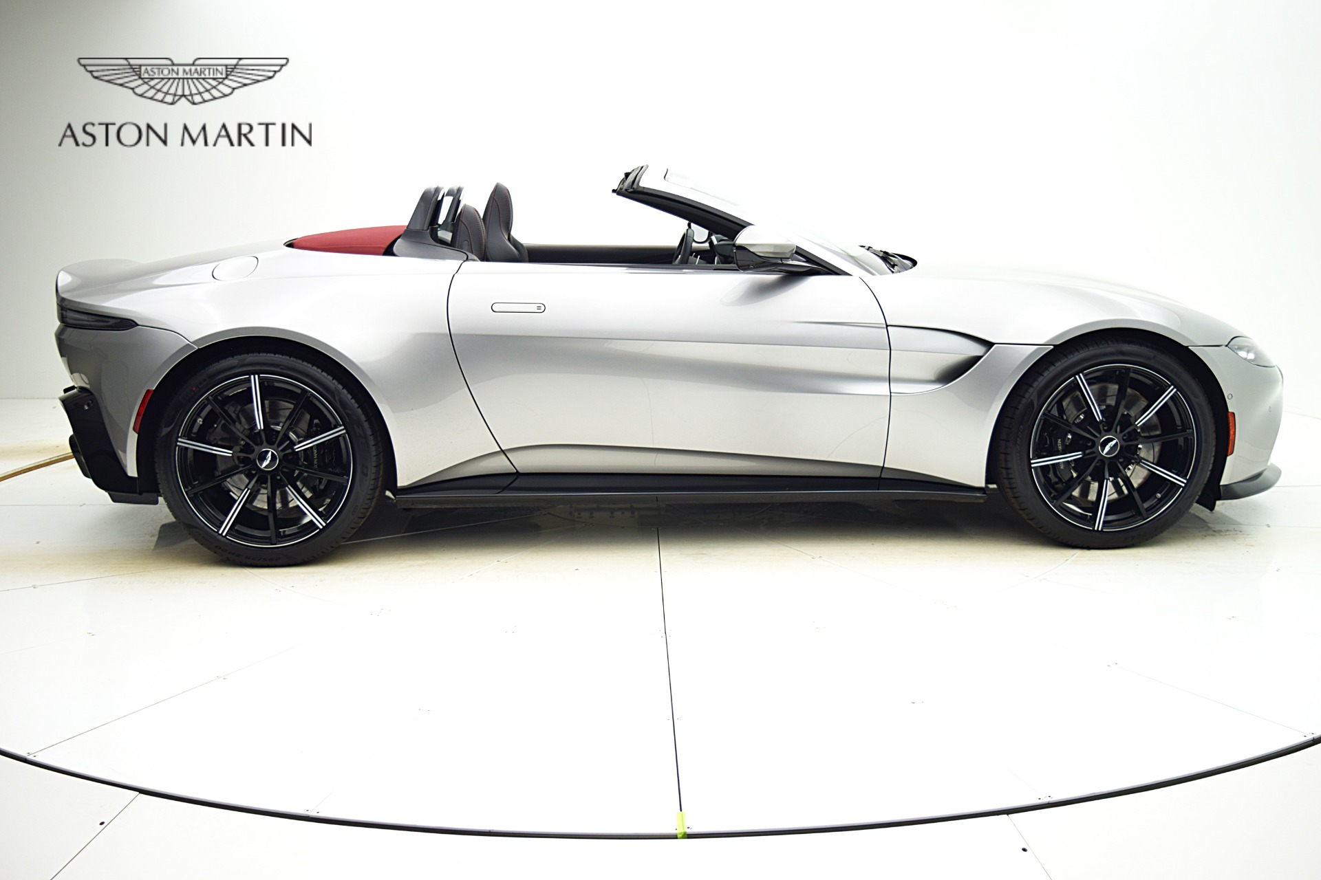 Used 2021 Aston Martin Vantage | St. Petersburg, FL
