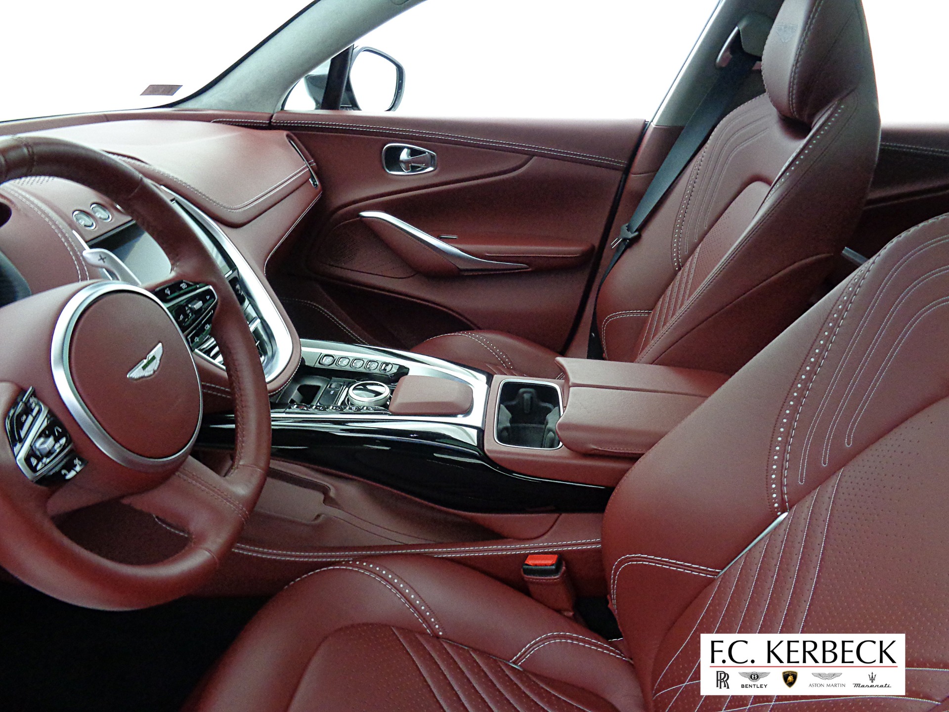 Used 2021 Aston Martin DBX | St. Petersburg, FL