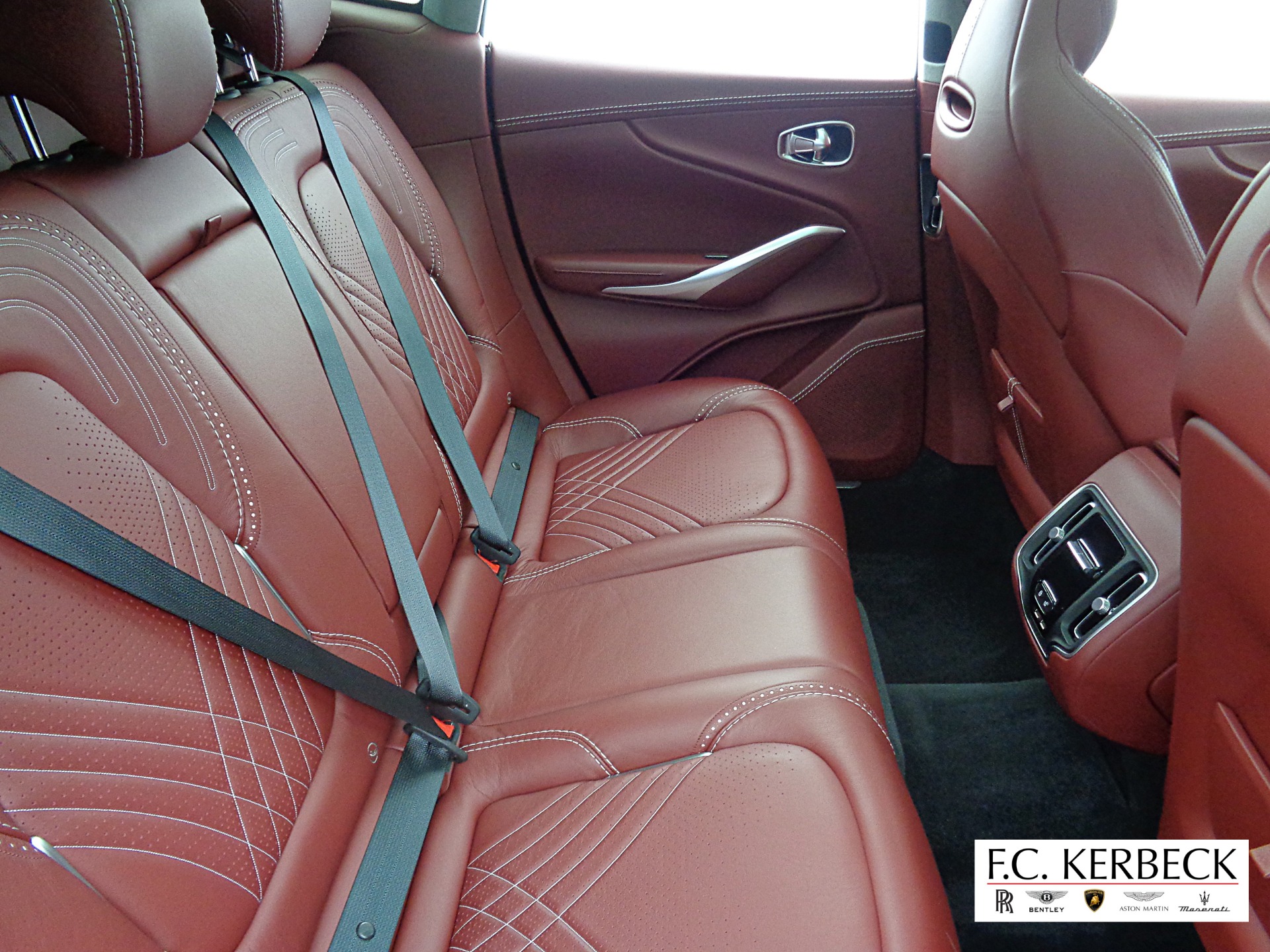 Used 2021 Aston Martin DBX | St. Petersburg, FL
