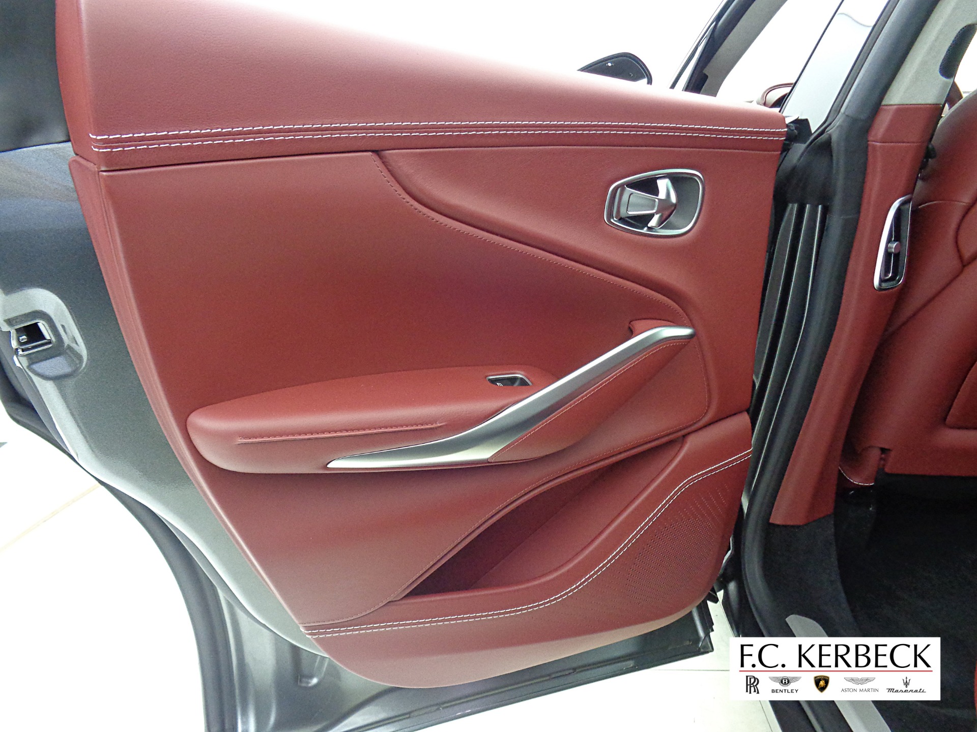 Used 2021 Aston Martin DBX | St. Petersburg, FL