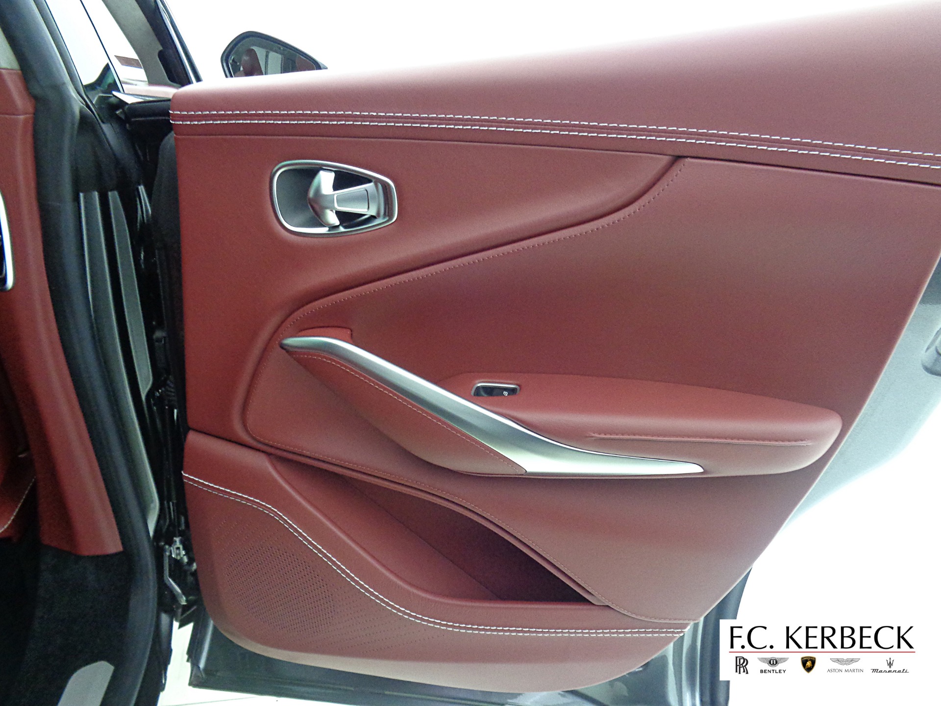 Used 2021 Aston Martin DBX | St. Petersburg, FL