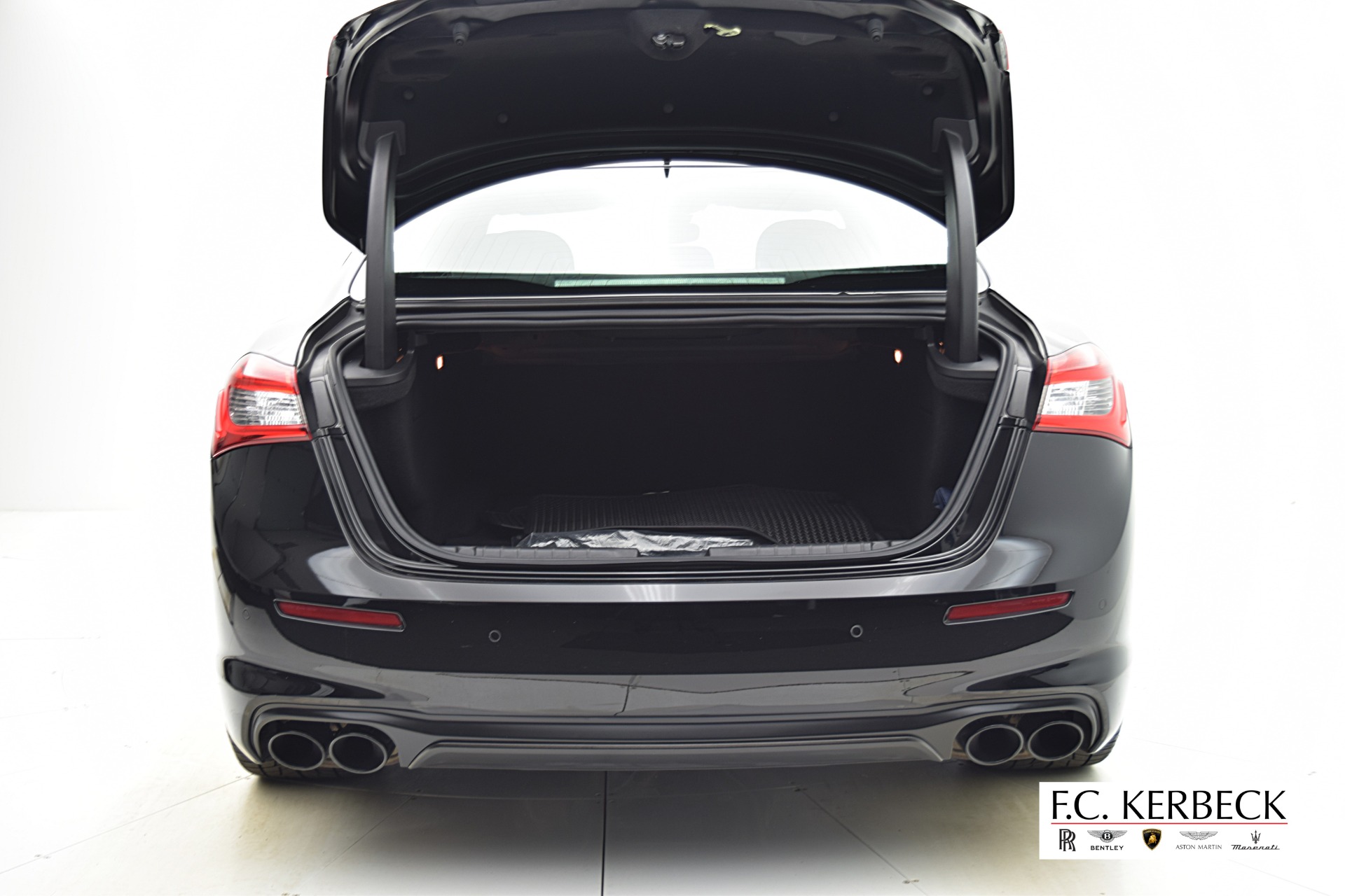 Used 2018 Maserati Ghibli S Q4 | St. Petersburg, FL