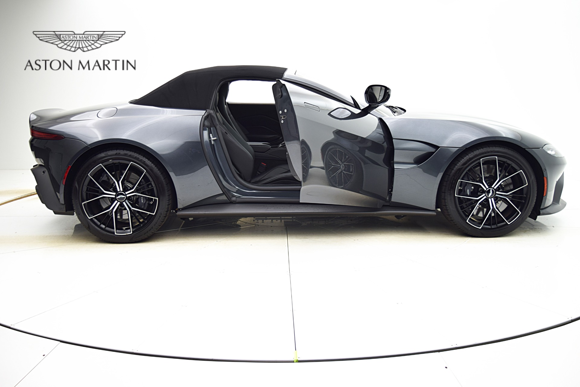 Used 2021 Aston Martin Vantage | St. Petersburg, FL