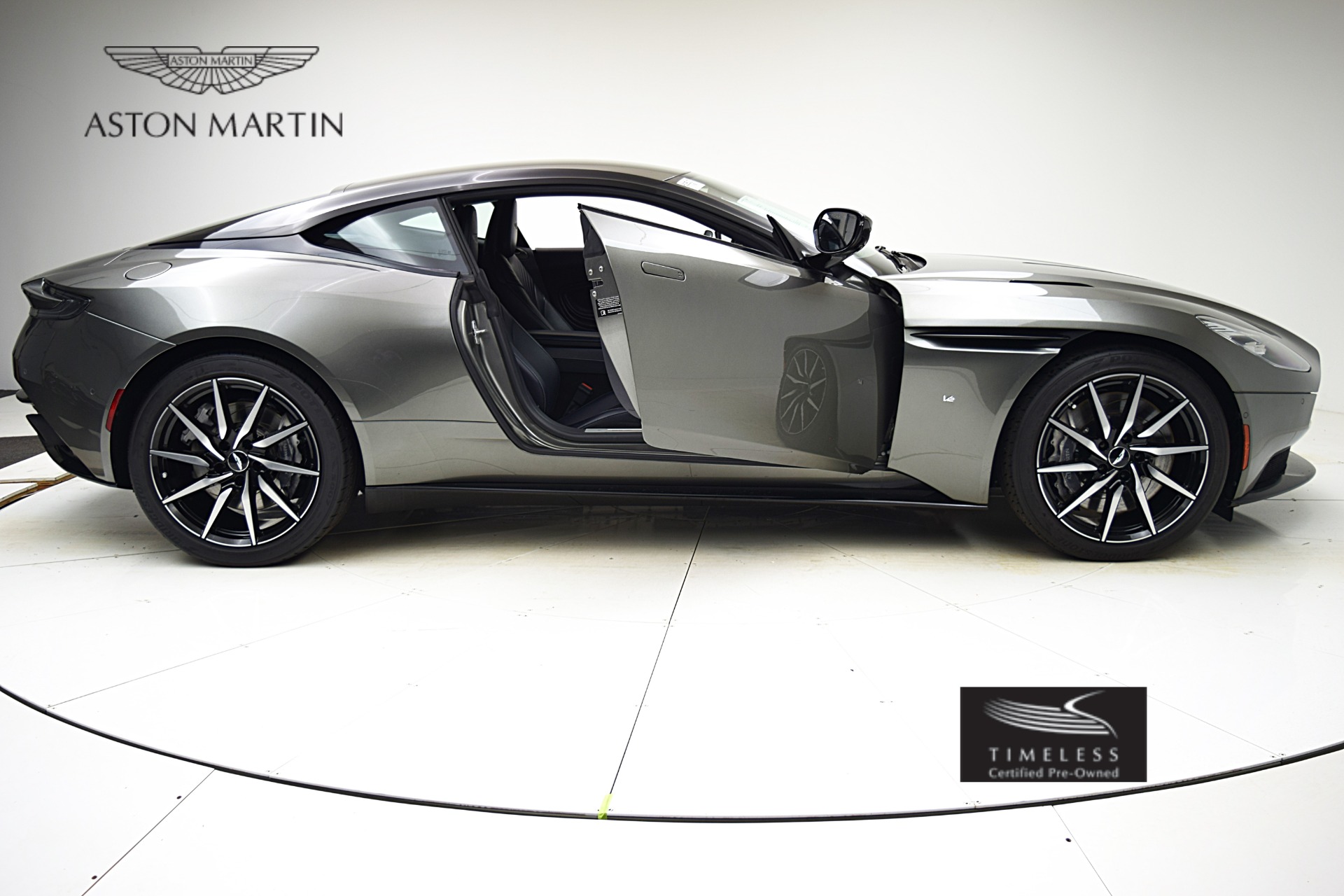 Used 2018 Aston Martin DB11 V12 | St. Petersburg, FL