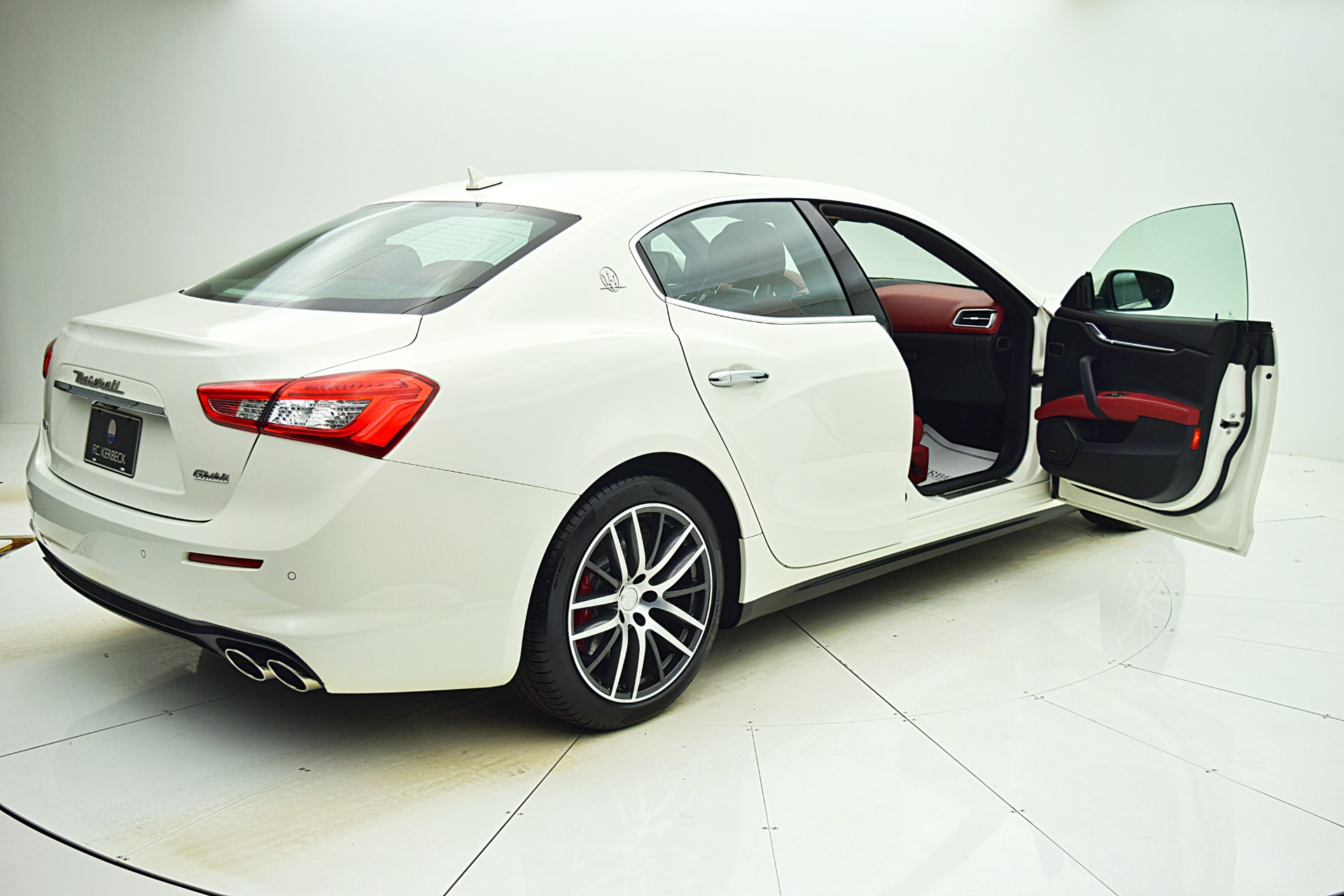 Used 2018 Maserati Ghibli S Q4 | St. Petersburg, FL