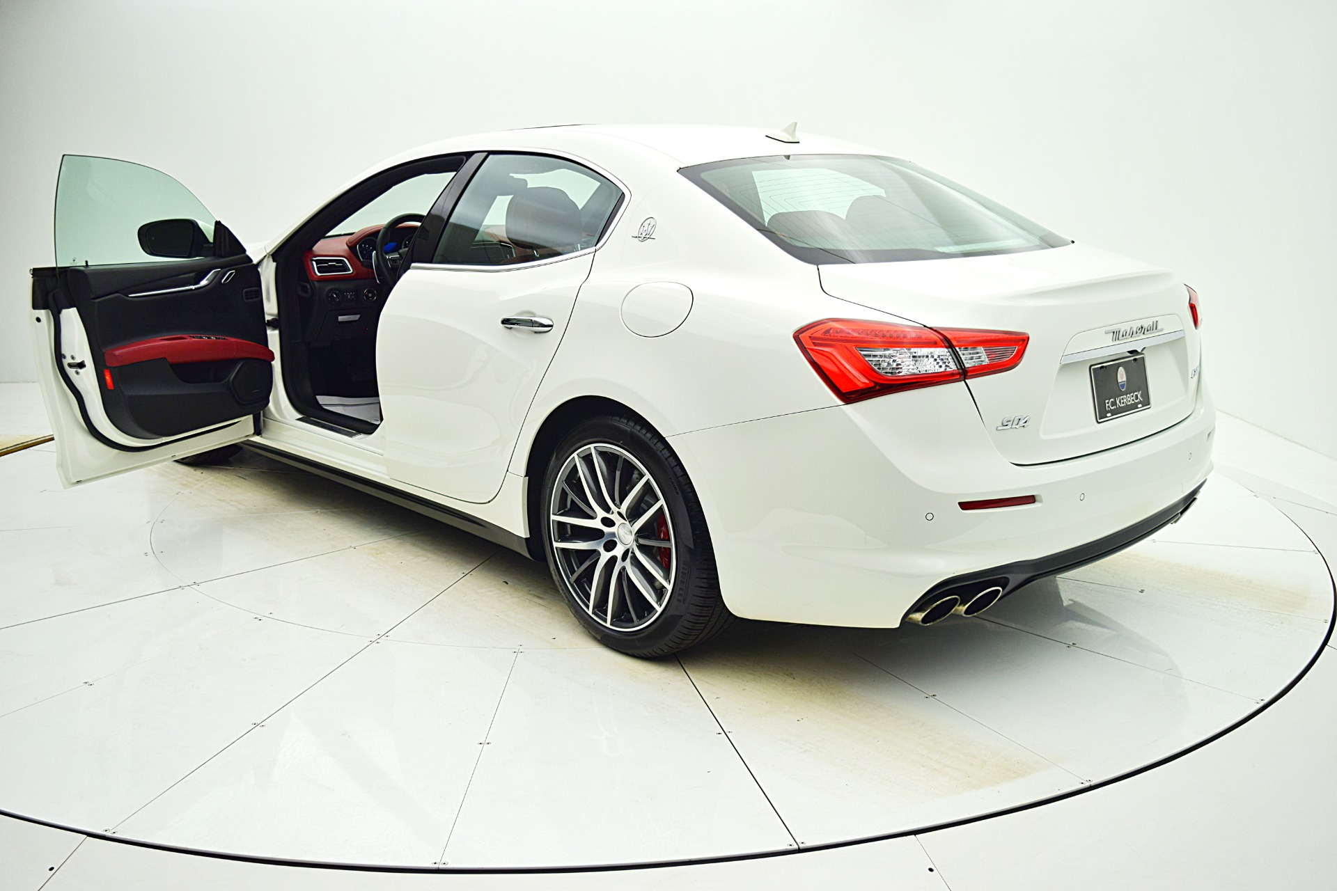 Used 2018 Maserati Ghibli S Q4 | St. Petersburg, FL
