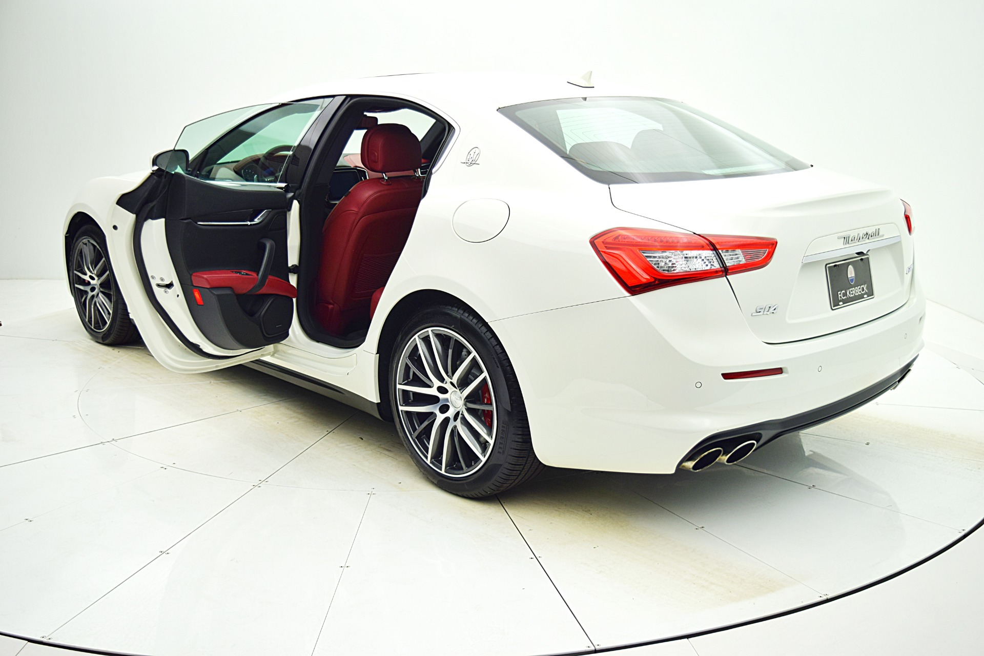 Used 2018 Maserati Ghibli S Q4 | St. Petersburg, FL