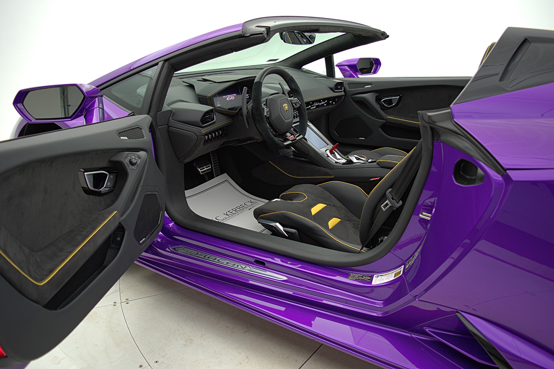 Used 2022 Lamborghini Huracan LP 640-4 EVO Spyder / LEASE OPTIONS AVAILABLE | St. Petersburg, FL