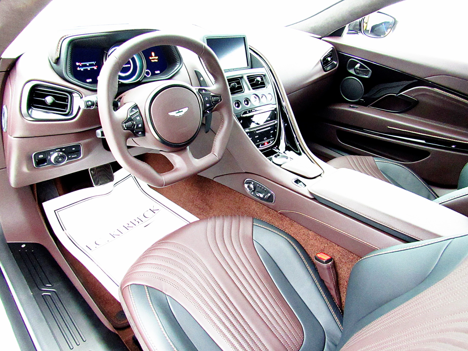 Used 2022 Aston Martin DB11 V8 | St. Petersburg, FL