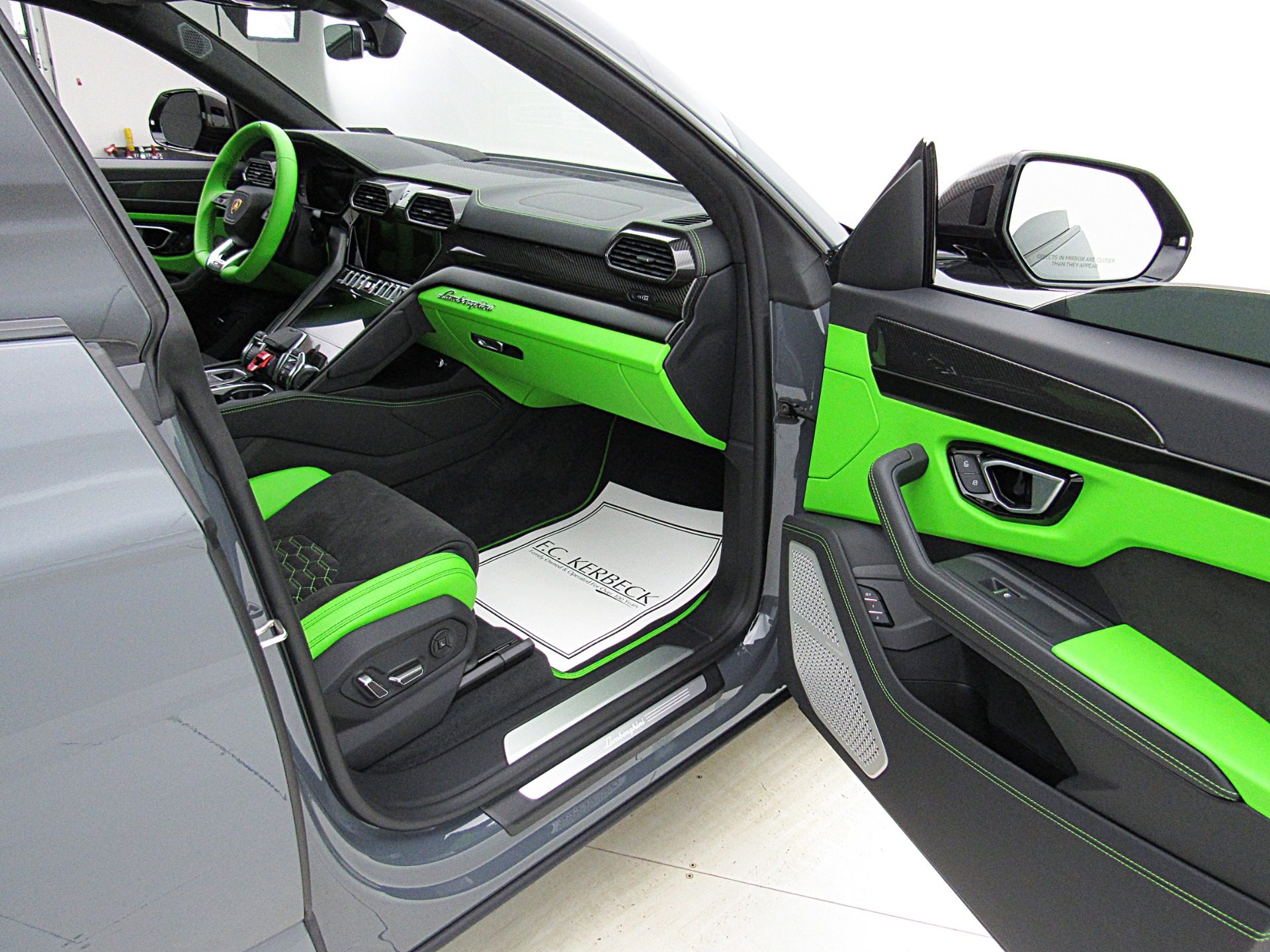 Used 2022 Lamborghini Urus / LEASE OPTIONS AVAILABLE | St. Petersburg, FL