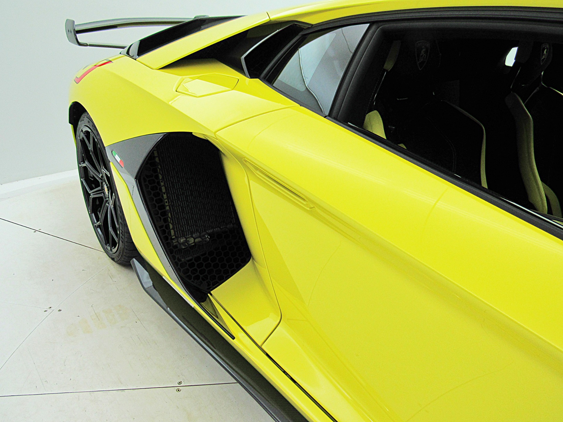 Used 2019 Lamborghini Aventador SVJ | St. Petersburg, FL