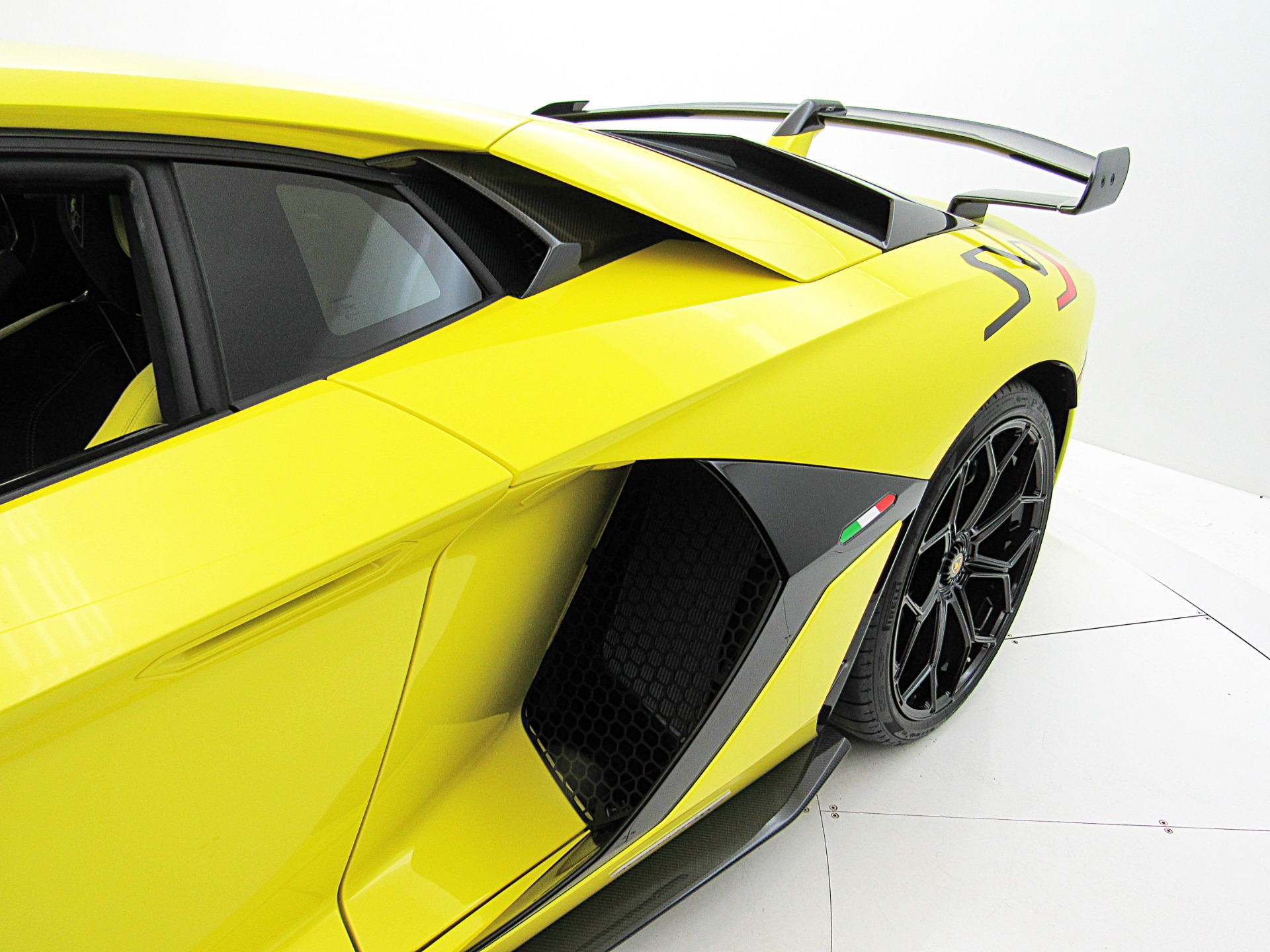 Used 2019 Lamborghini Aventador SVJ | St. Petersburg, FL