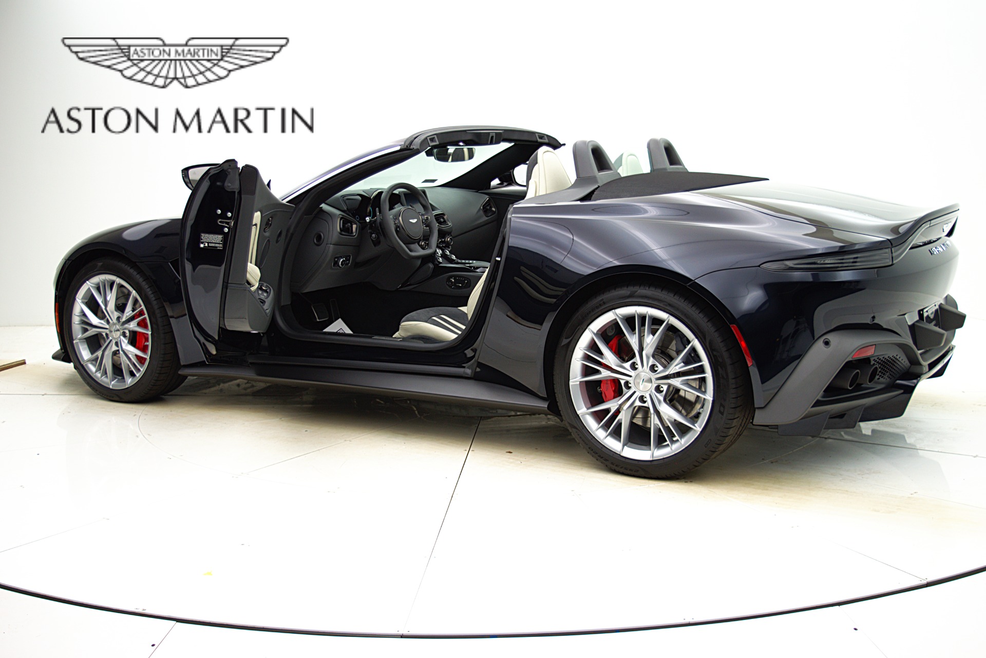 Used 2023 Aston Martin Vantage | St. Petersburg, FL