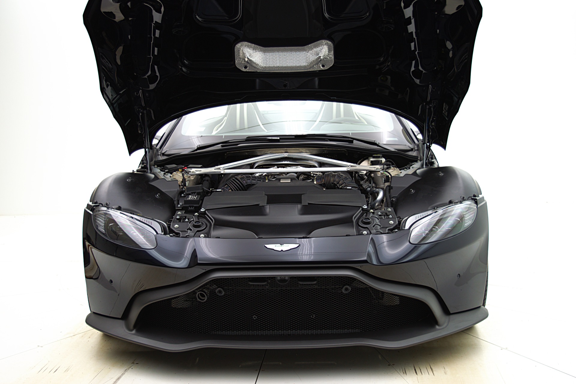 Used 2023 Aston Martin Vantage | St. Petersburg, FL