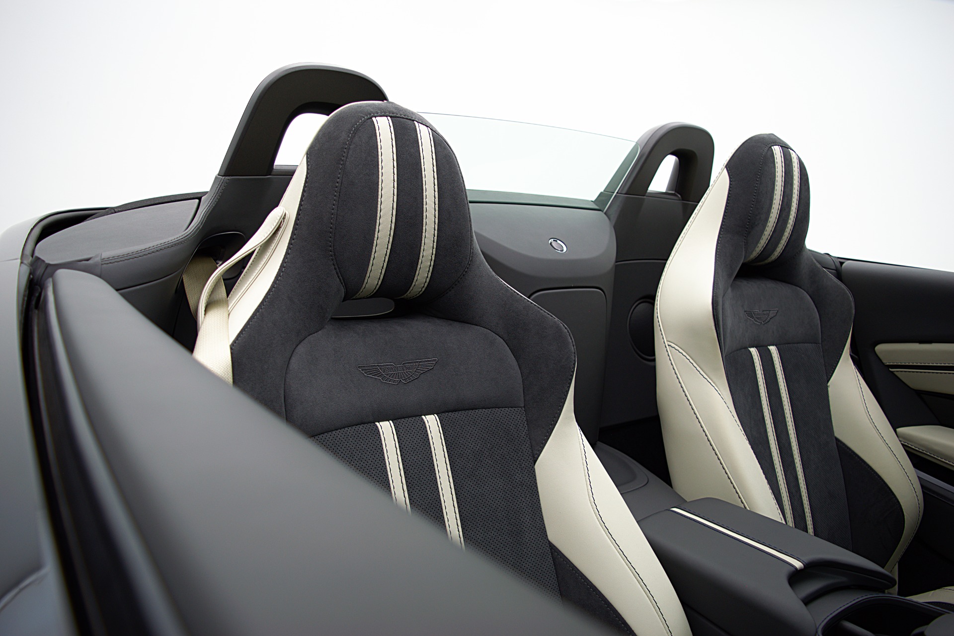 Used 2023 Aston Martin Vantage | St. Petersburg, FL