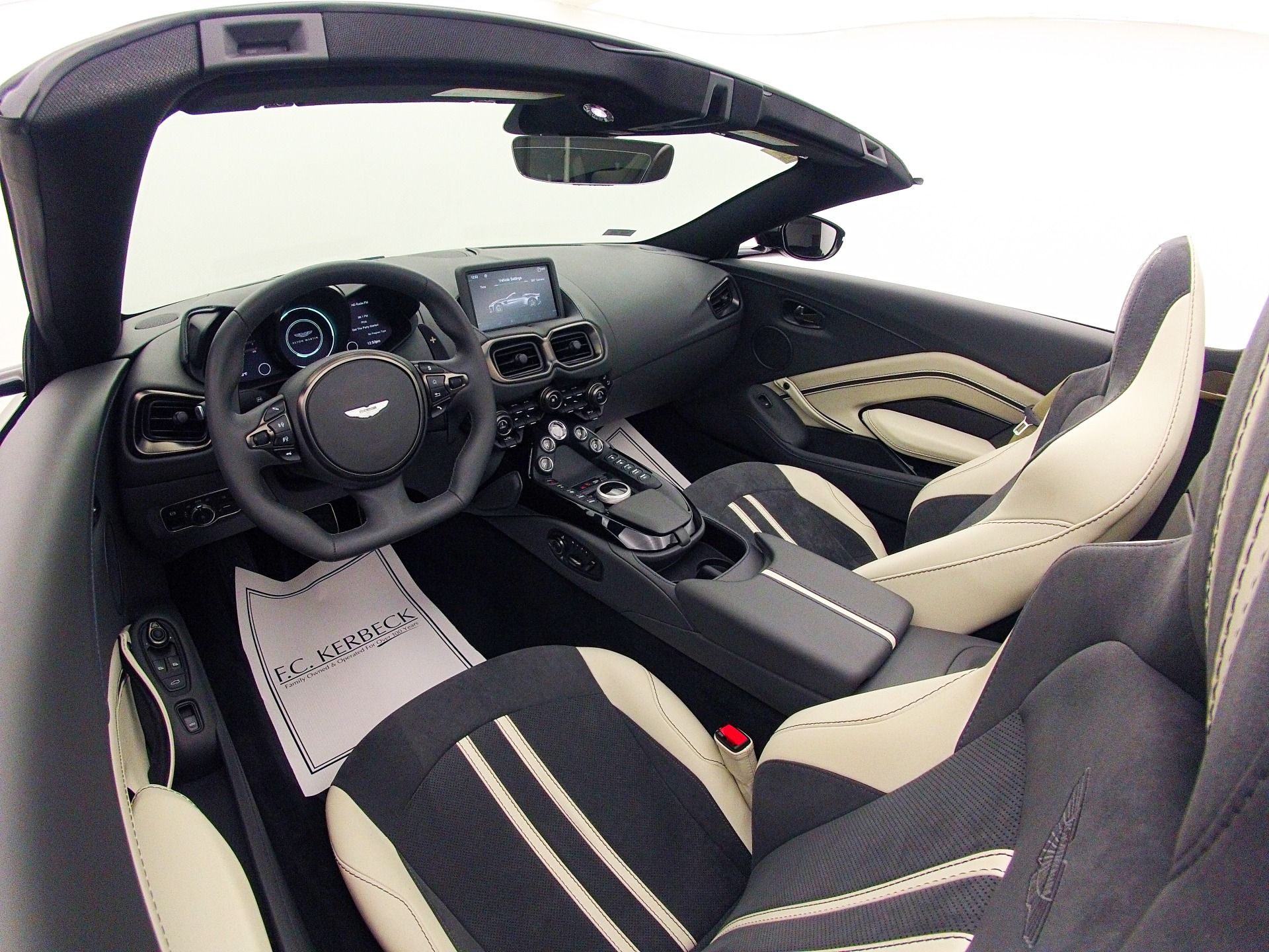 Used 2023 Aston Martin Vantage | St. Petersburg, FL
