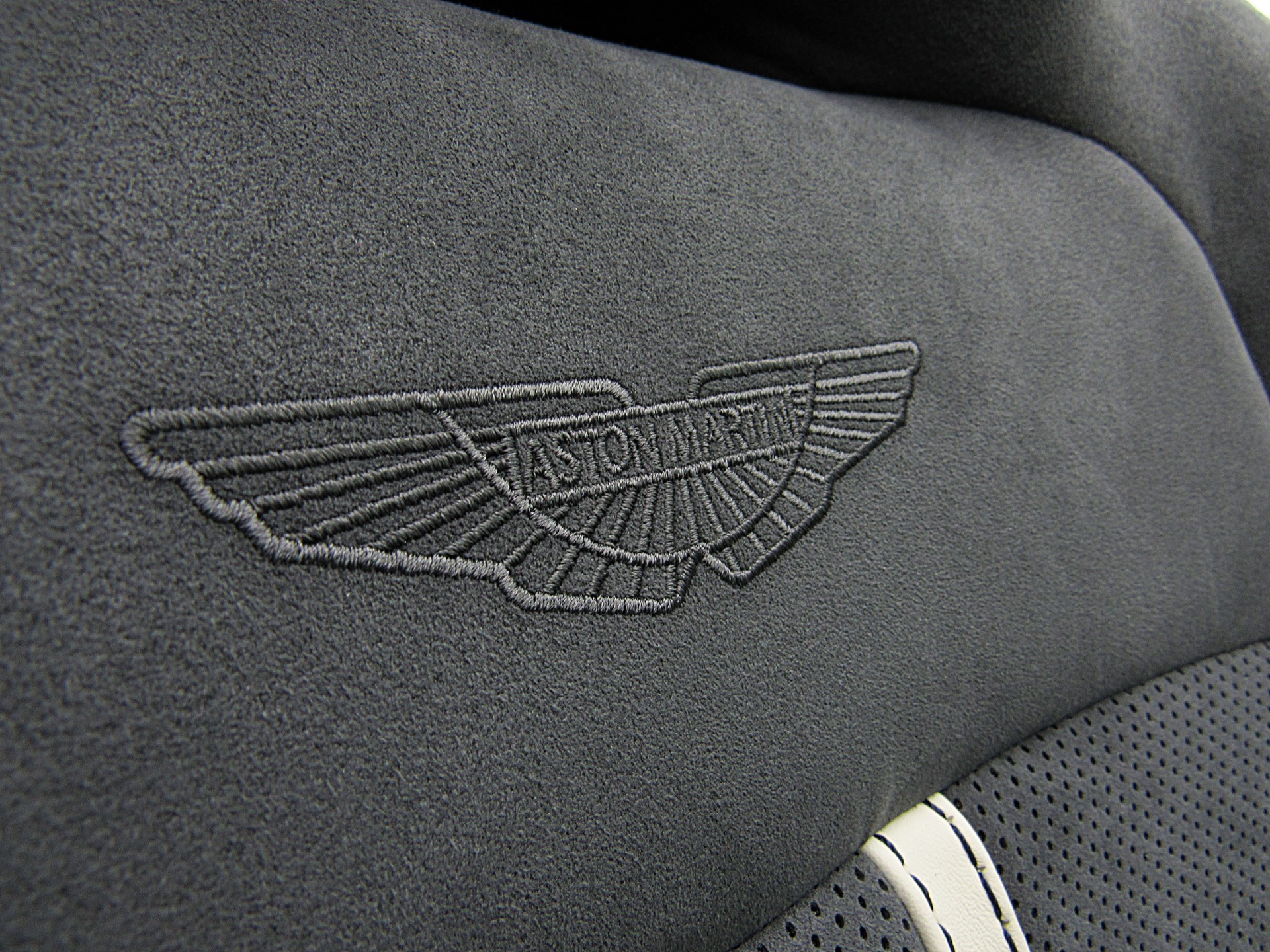 Used 2023 Aston Martin Vantage | St. Petersburg, FL