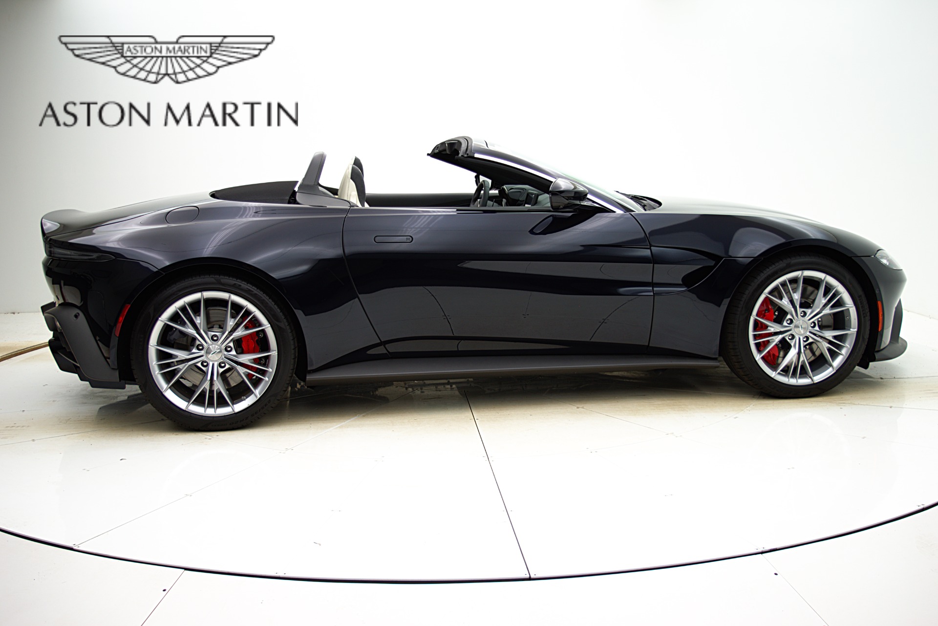 Used 2023 Aston Martin Vantage | St. Petersburg, FL