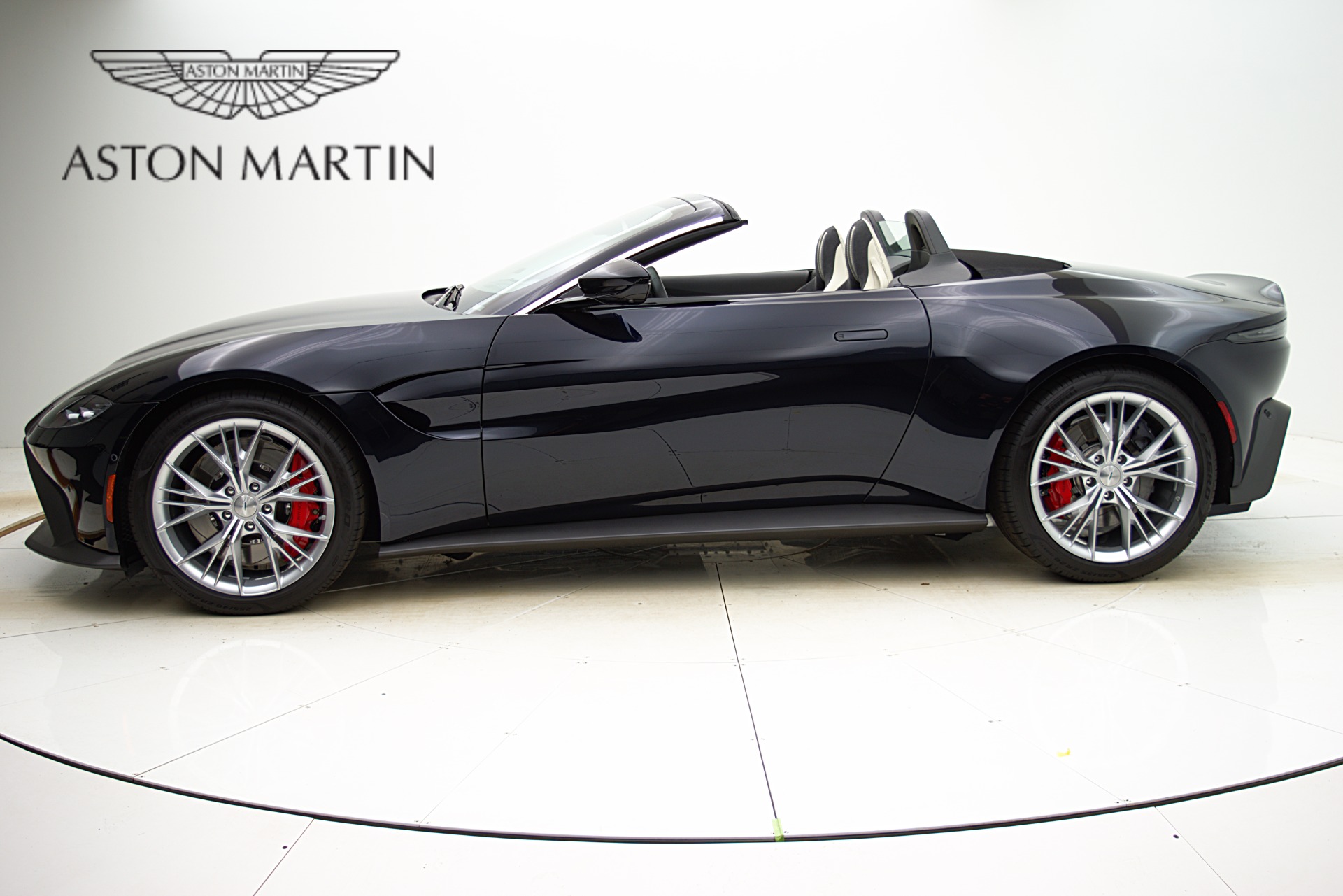 Used 2023 Aston Martin Vantage | St. Petersburg, FL