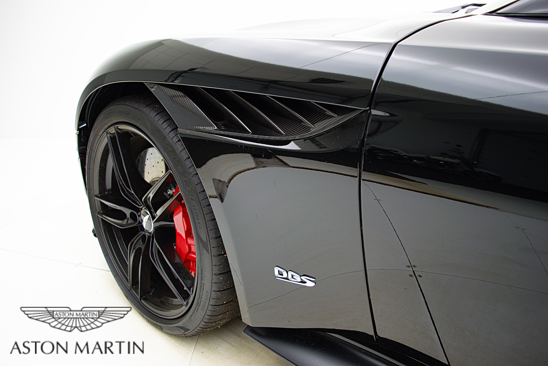 Used 2021 Aston Martin DBS Superleggera | St. Petersburg, FL