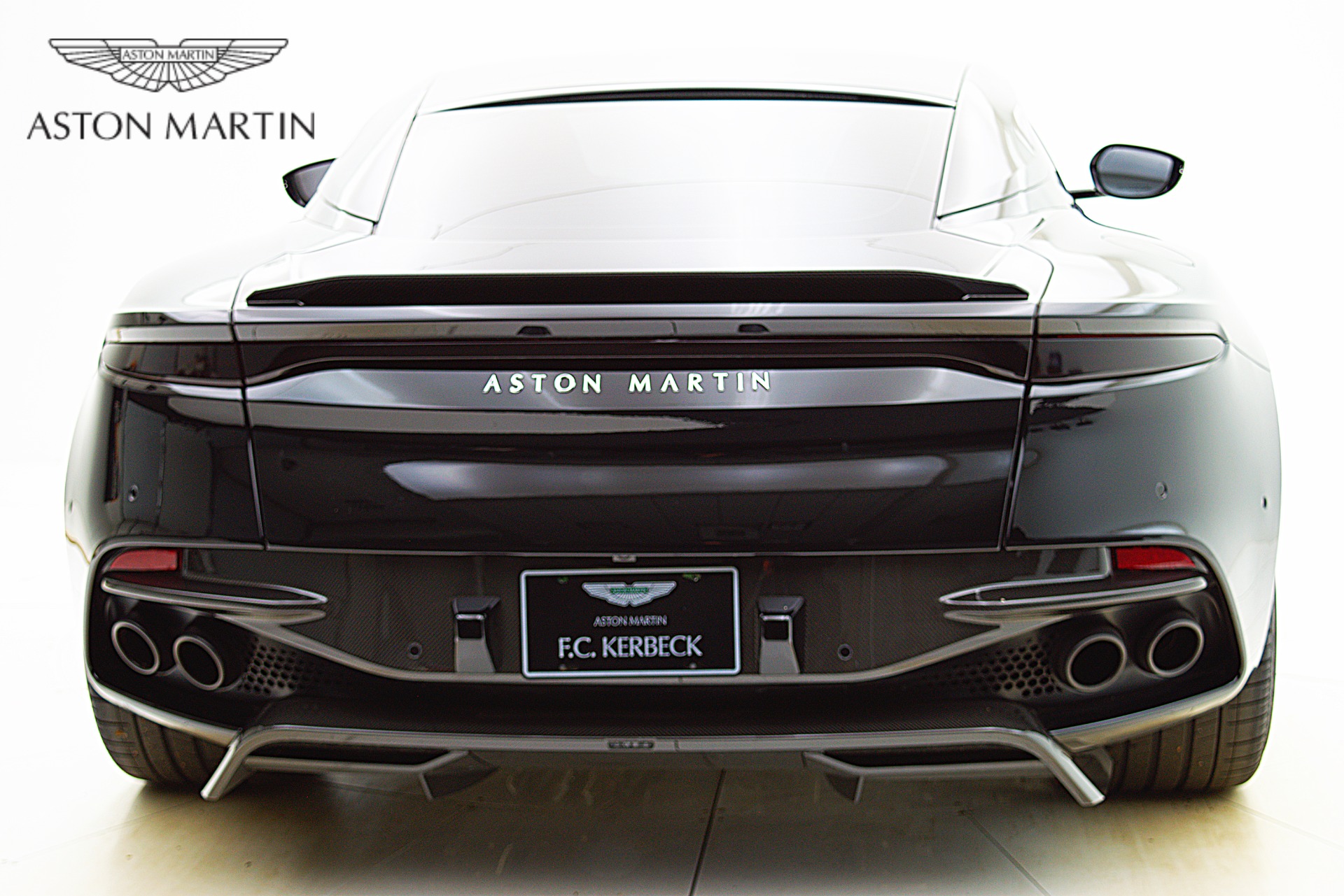 Used 2021 Aston Martin DBS Superleggera | St. Petersburg, FL