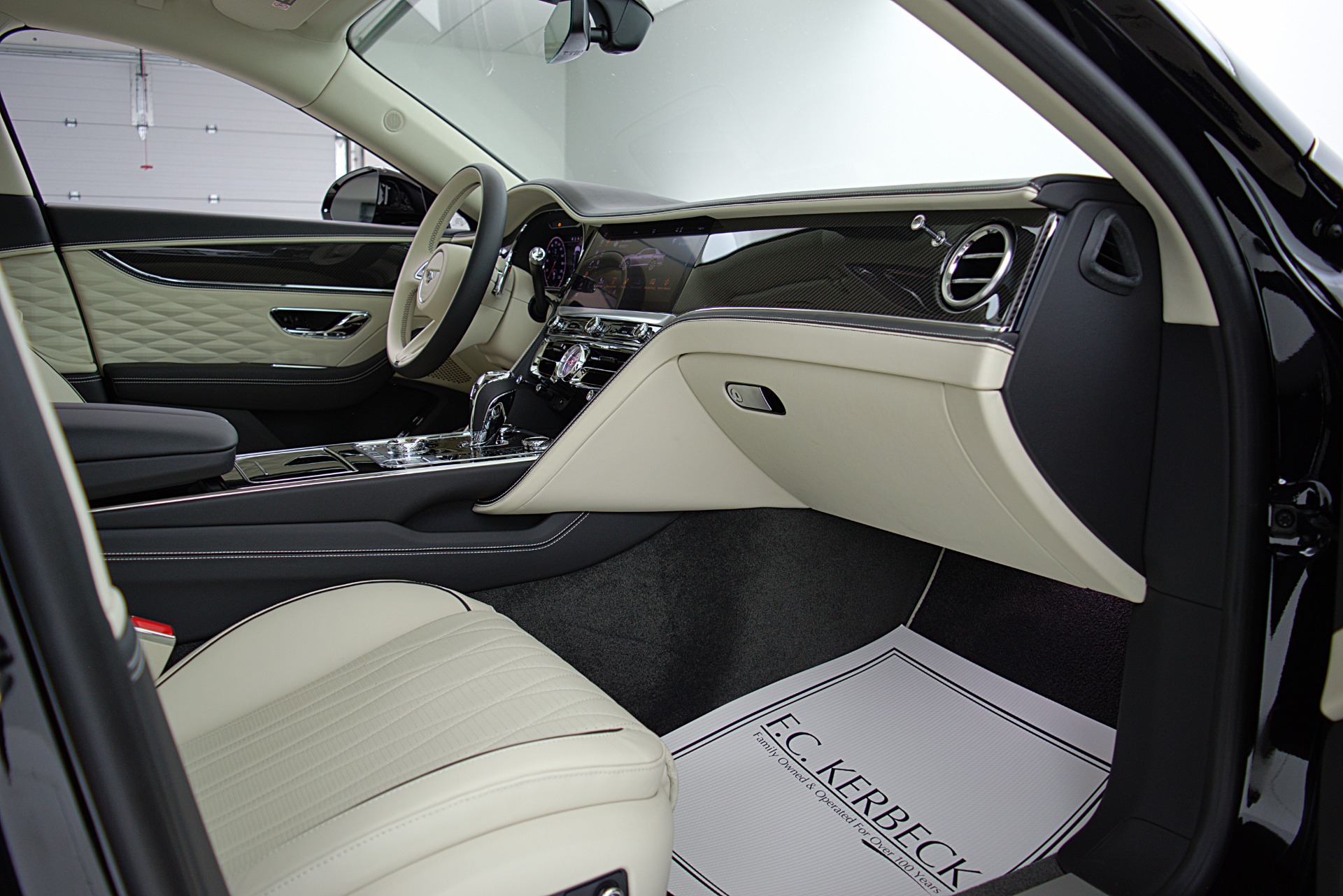 Used 2022 Bentley Flying Spur V8 / LEASE OPTIONS AVAILABLE | St. Petersburg, FL