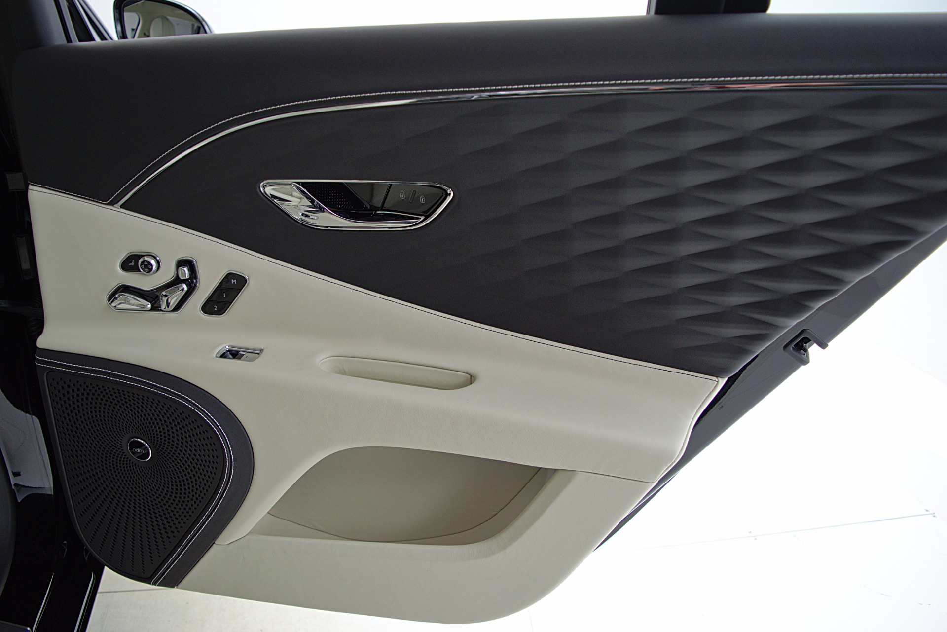 Used 2022 Bentley Flying Spur V8 / LEASE OPTIONS AVAILABLE | St. Petersburg, FL