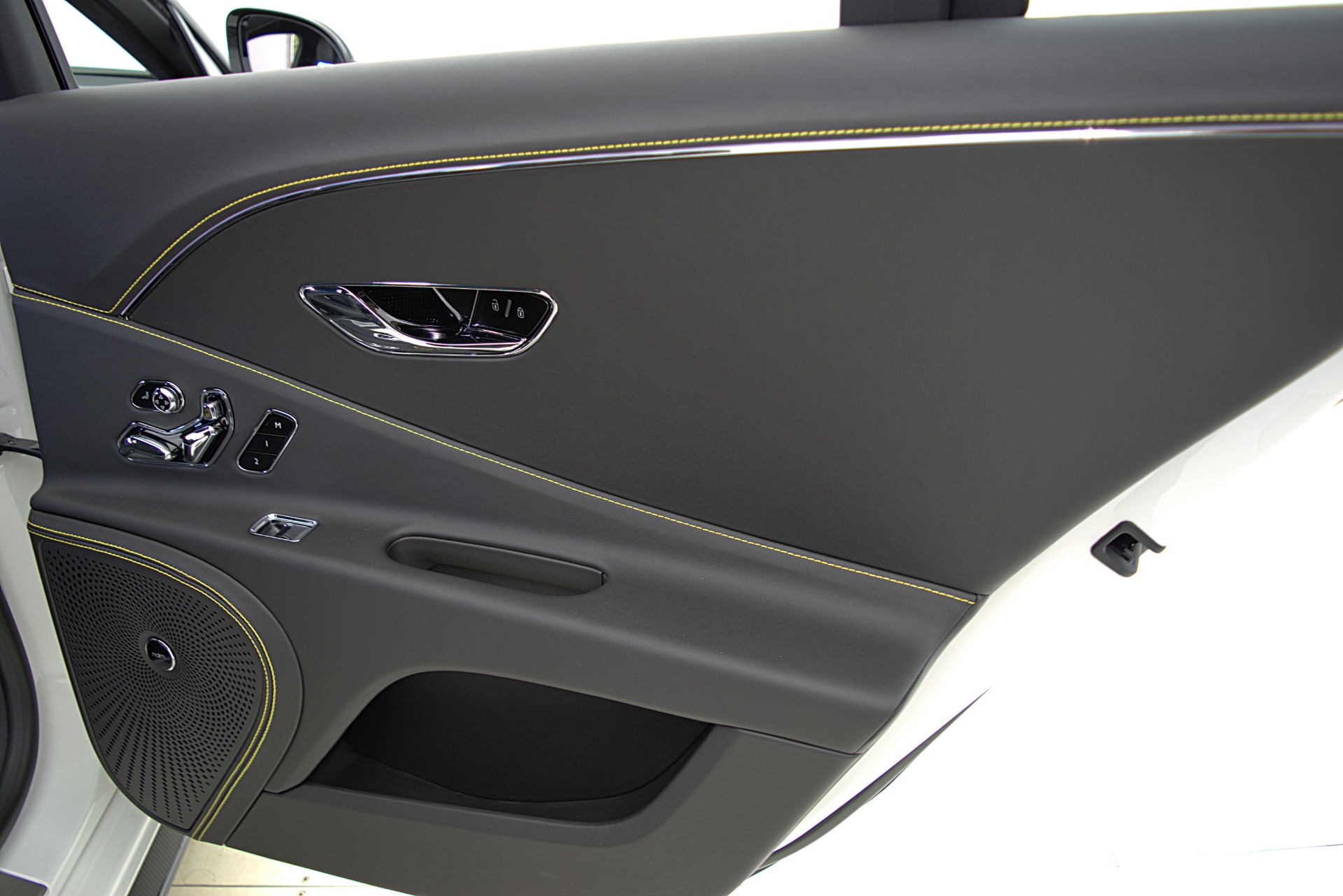 Used 2023 Bentley Flying Spur / LEASE OPTIONS AVAILABLE | St. Petersburg, FL