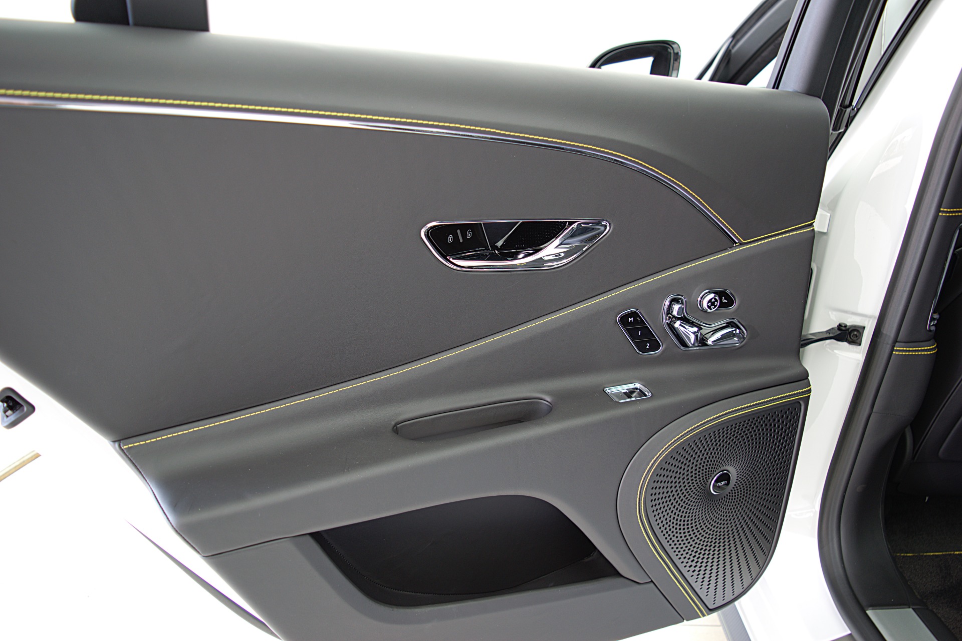Used 2023 Bentley Flying Spur / LEASE OPTIONS AVAILABLE | St. Petersburg, FL