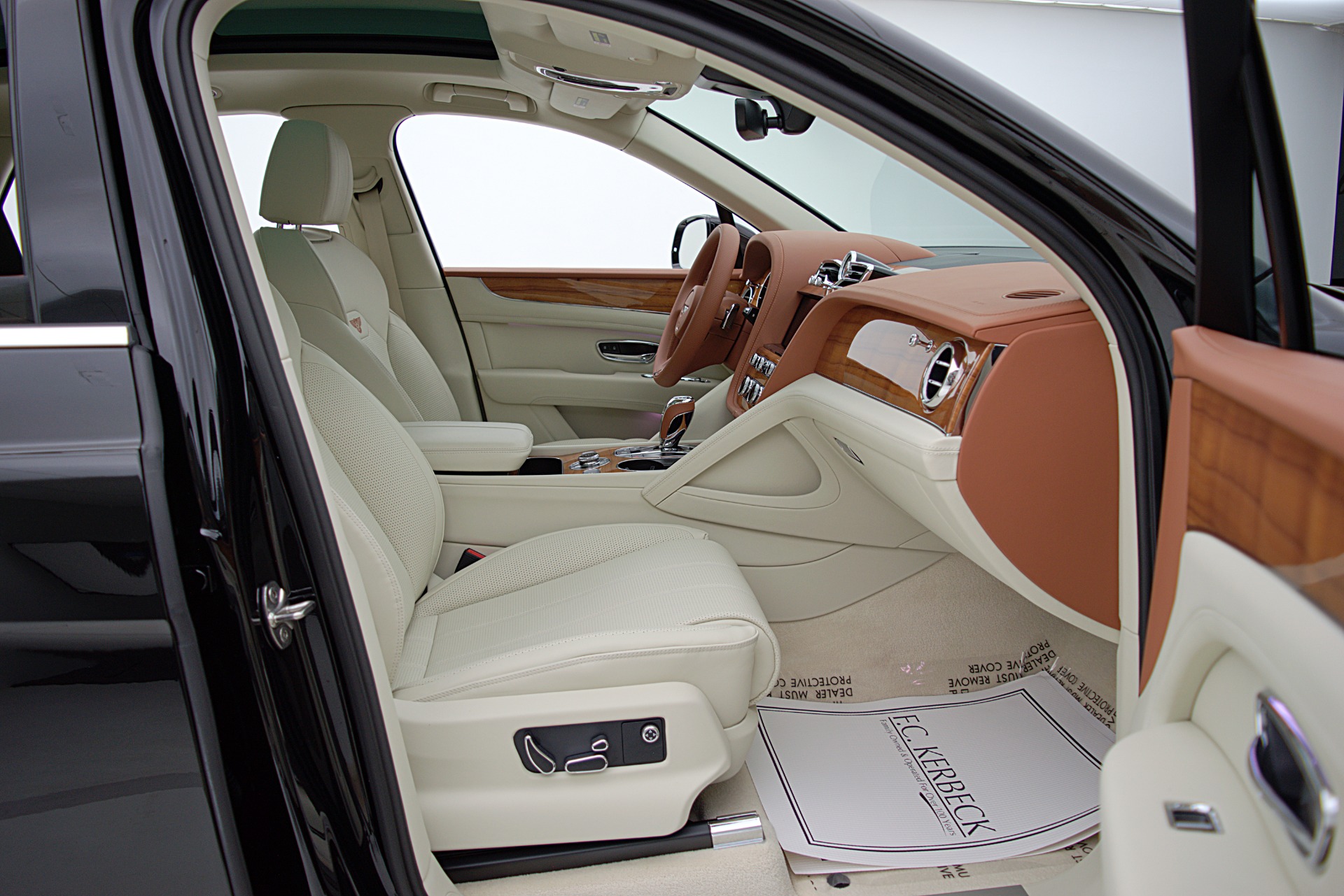 Used 2022 Bentley Bentayga / LEASE OPTIONS AVAILABLE | St. Petersburg, FL