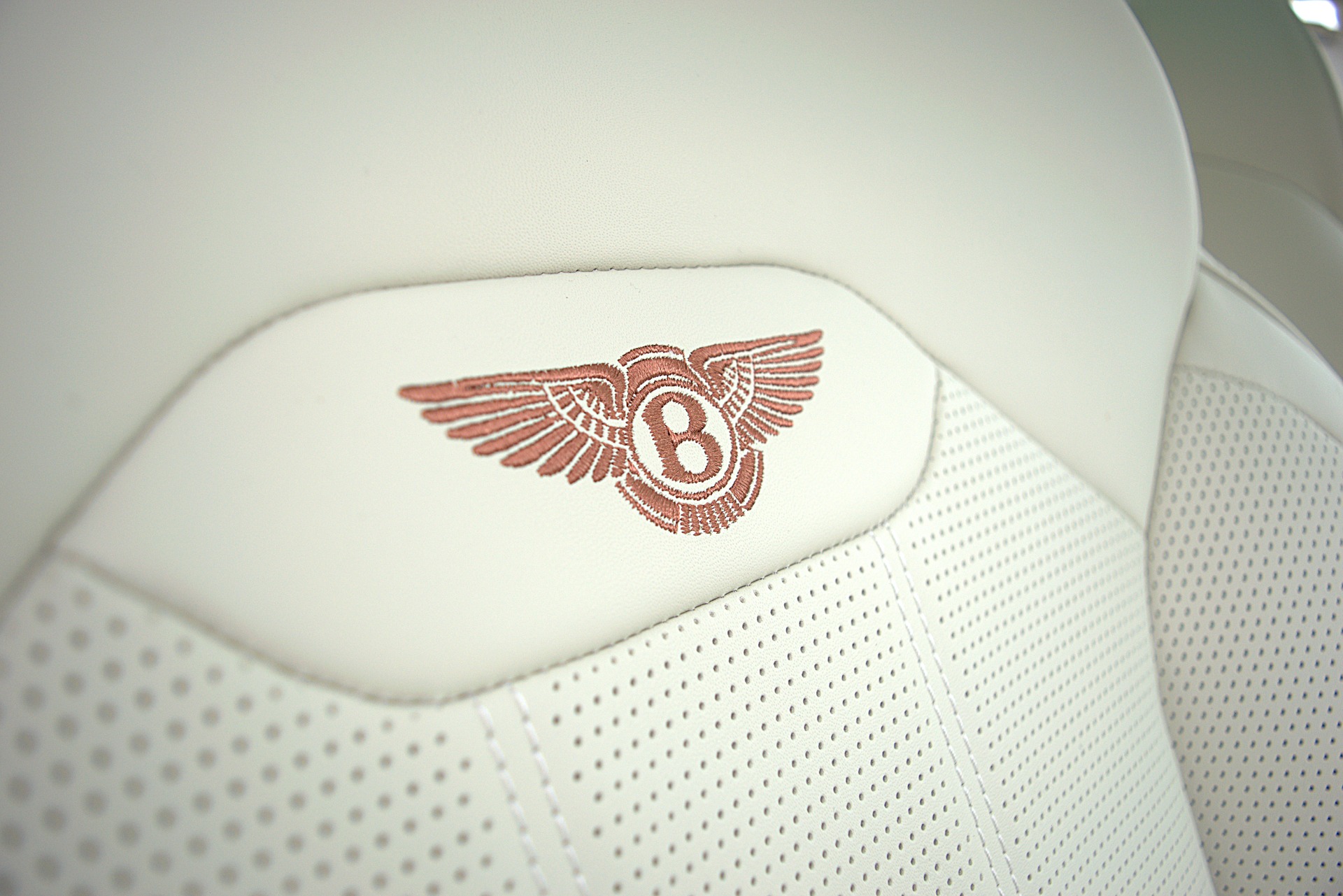 Used 2022 Bentley Bentayga / LEASE OPTIONS AVAILABLE | St. Petersburg, FL