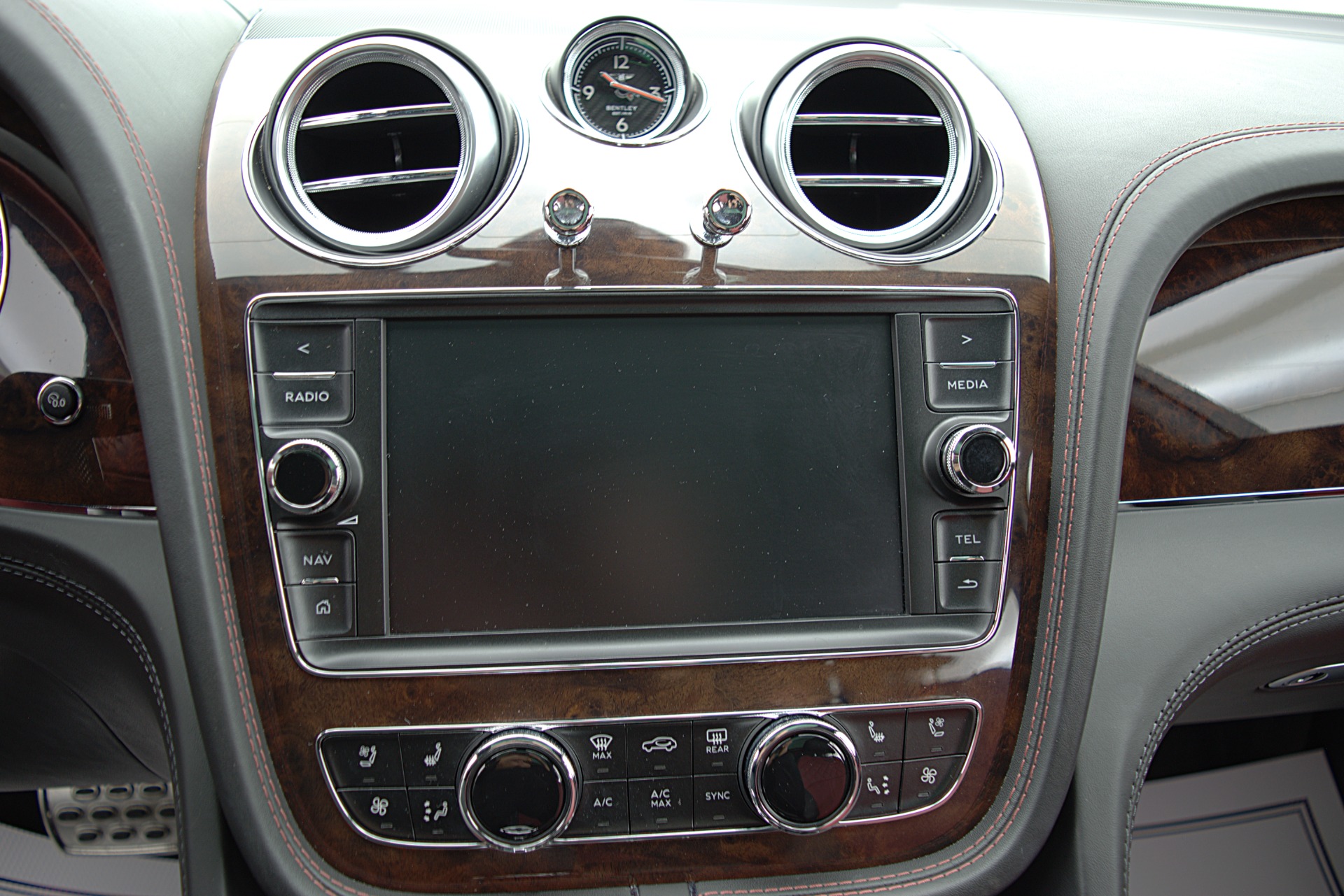Used 2018 Bentley Bentayga W12 Signature AWD / LEASE OPTIONS AVAILABLE | St. Petersburg, FL