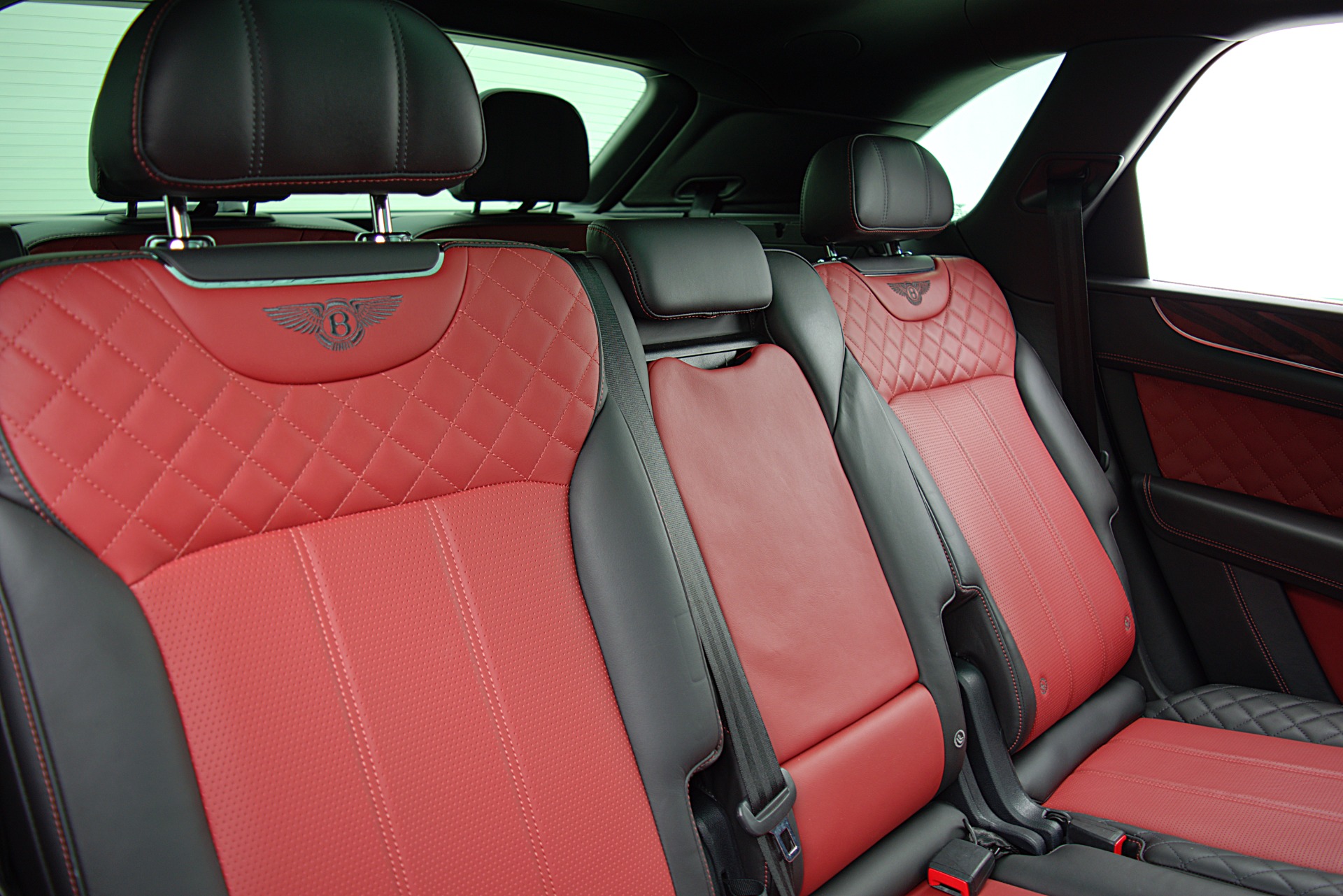 Used 2018 Bentley Bentayga W12 Signature AWD / LEASE OPTIONS AVAILABLE | St. Petersburg, FL