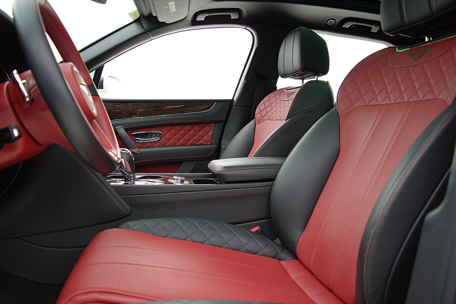 Used 2018 Bentley Bentayga W12 Signature AWD / LEASE OPTIONS AVAILABLE | St. Petersburg, FL