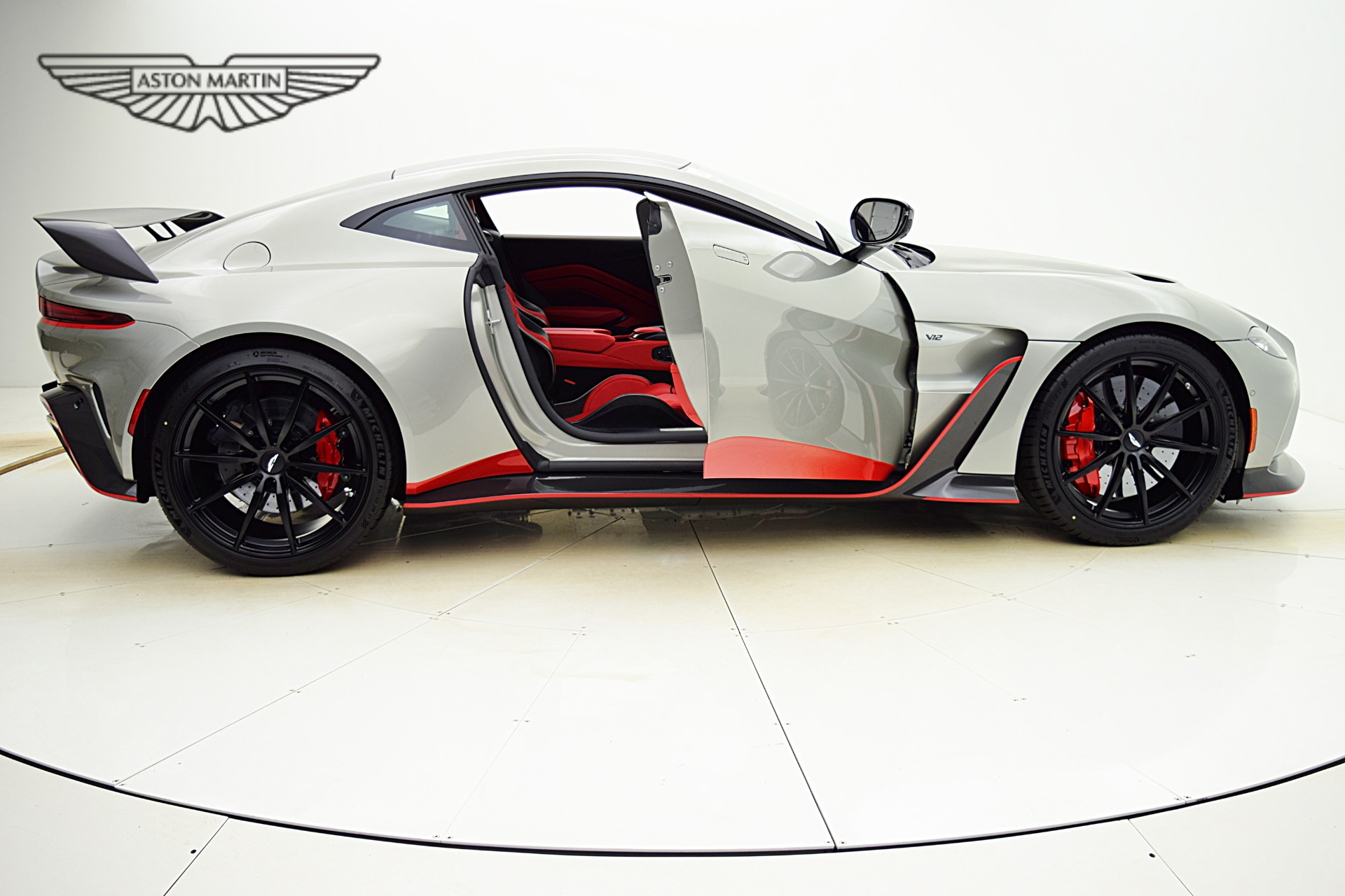 Used 2023 Aston Martin Vantage V-12 | St. Petersburg, FL