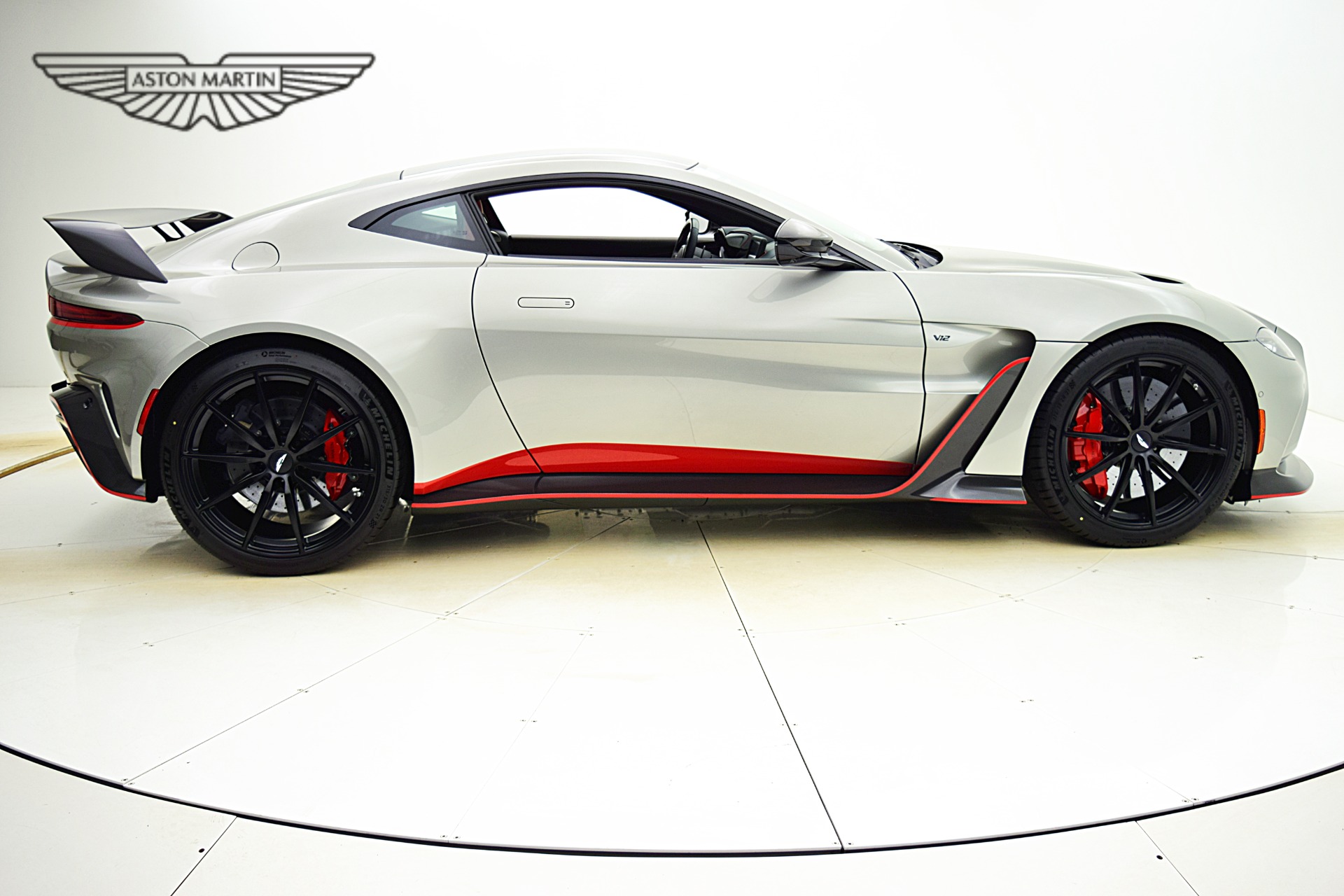 Used 2023 Aston Martin Vantage V-12 | St. Petersburg, FL