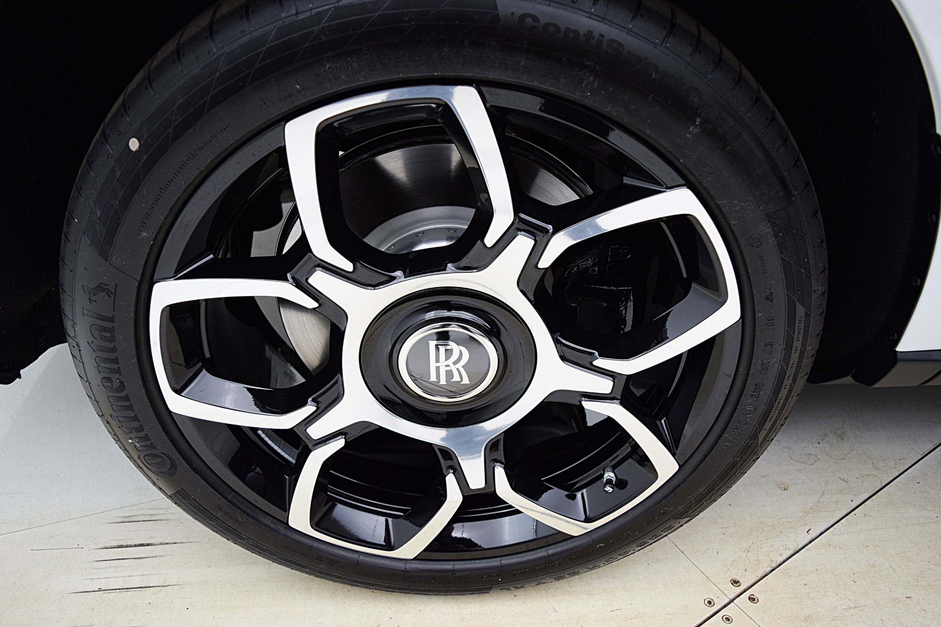 Used 2023 Rolls-Royce Black Badge Cullinan/ LEASE OPTIONS AVAILABLE | St. Petersburg, FL