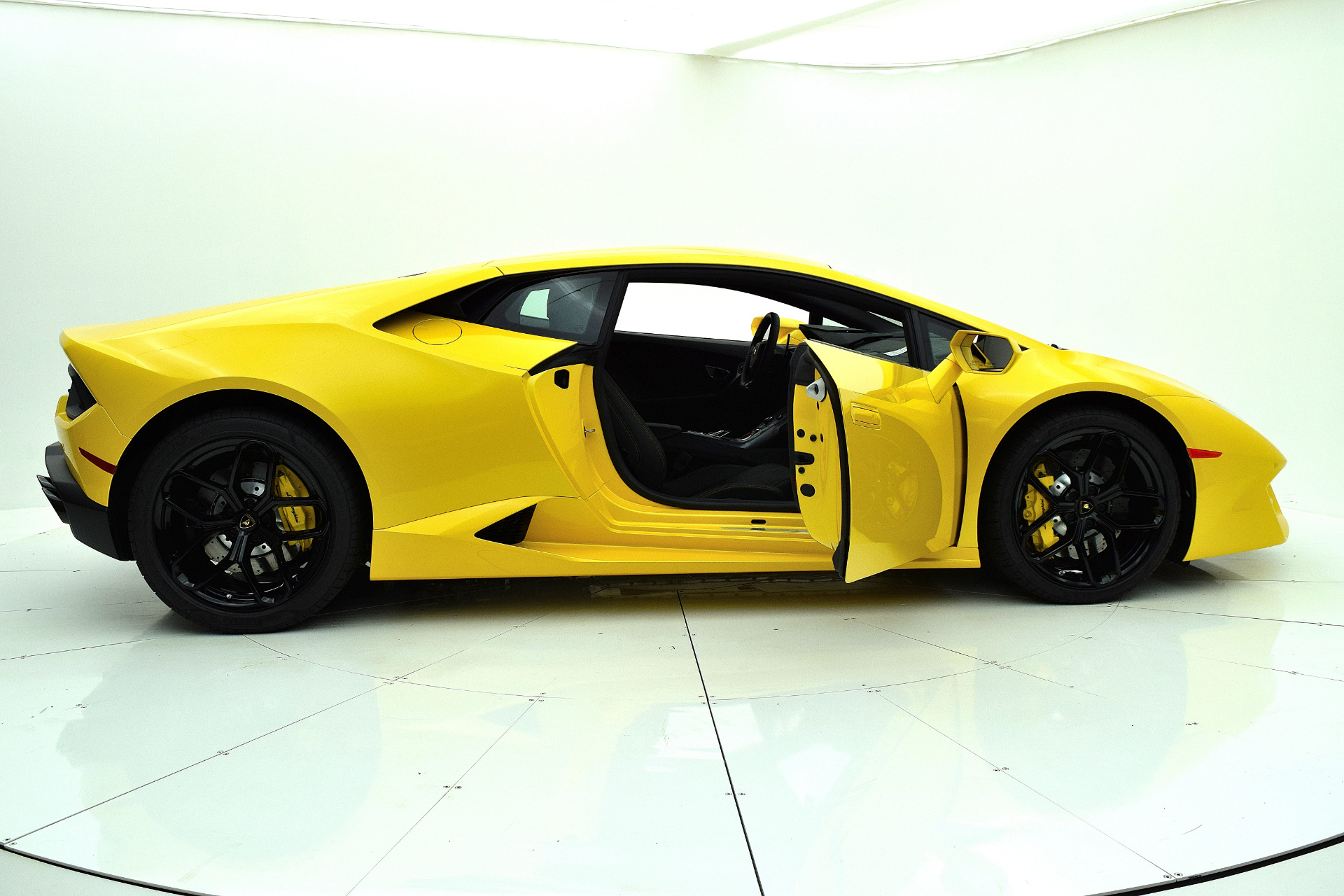 Used 2017 Lamborghini Huracan LP 580-2 | St. Petersburg, FL
