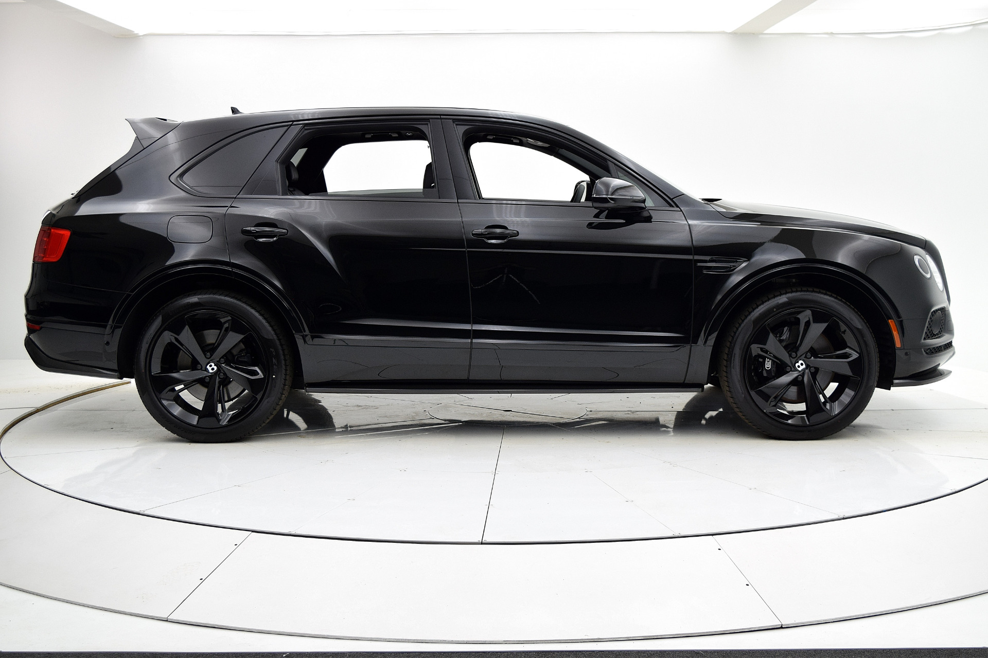 Used 2018 Bentley Bentayga Black Edition | St. Petersburg, FL