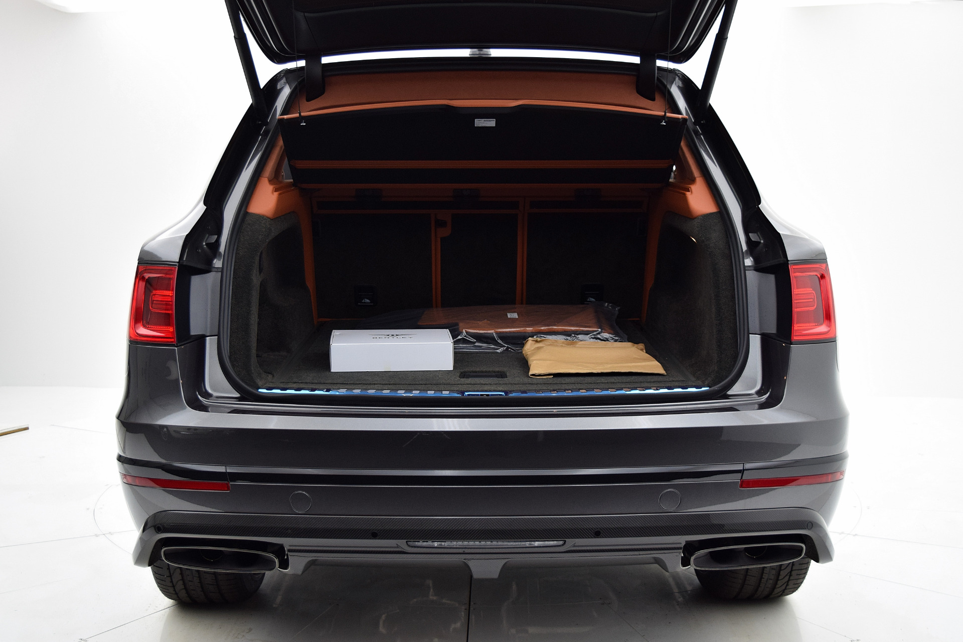 Used 2018 Bentley Bentayga Black Edition | St. Petersburg, FL